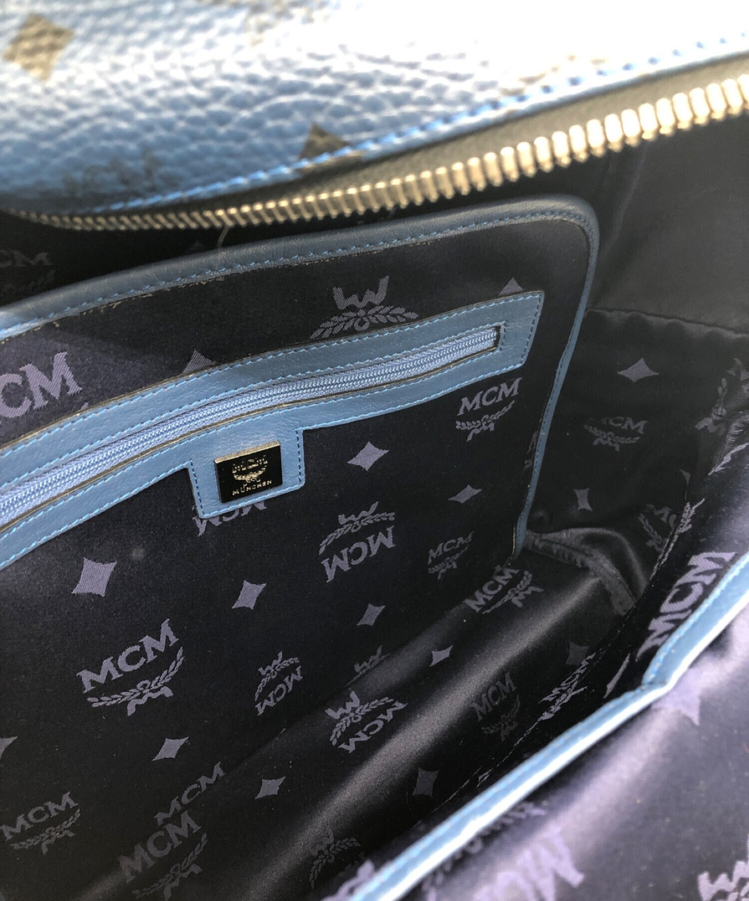 中古・古着通販】MCM (エムシーエム) スタッズリュック ネイビー 