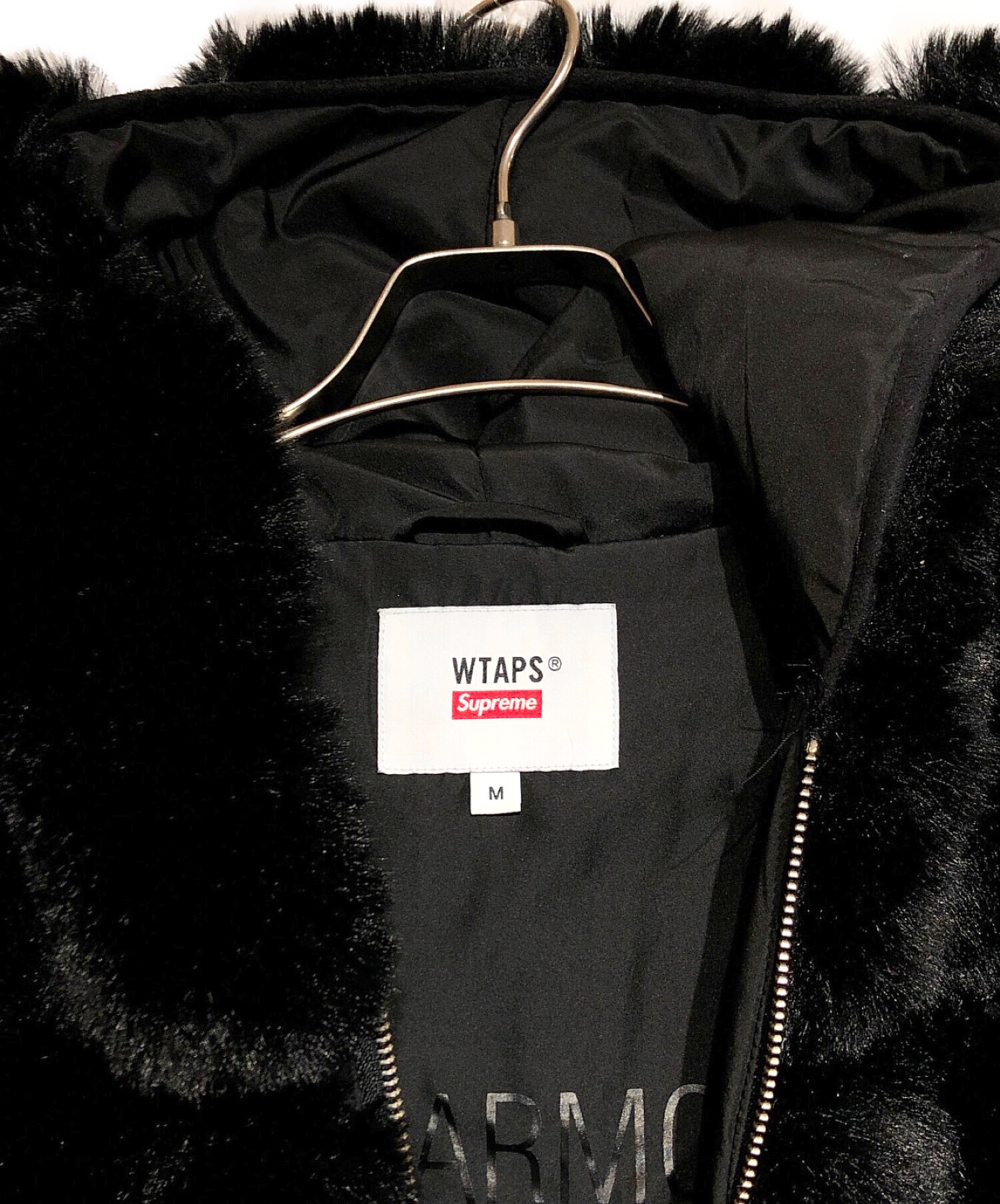 中古・古着通販】SUPREME (シュプリーム) WTAPS (ダブルタップス) Faux Fur Hooded Jacket ブラック サイズ:M｜ブランド・古着通販  トレファク公式【TREFAC FASHION】スマホサイト