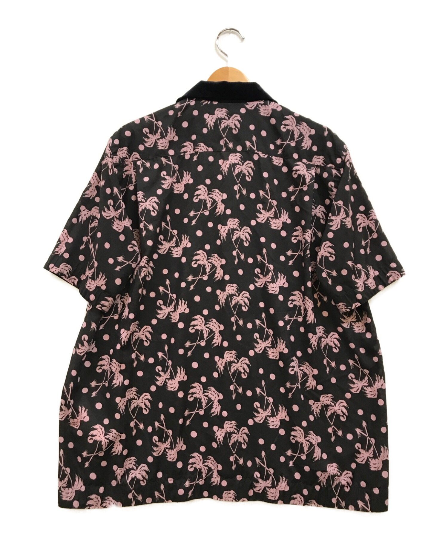 sacai × SUN SURF (サカイ × サンサーフ) パームツリーオープンカラーアロハシャツ ブラック×ピンク サイズ:2