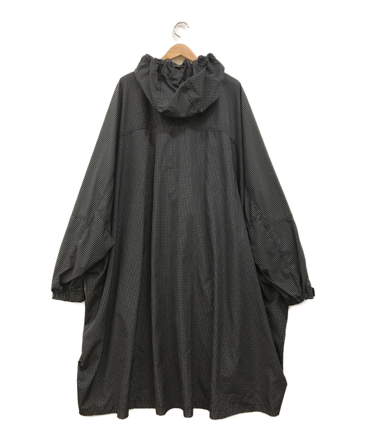 THE NORTHFACE PURPLELABEL (ザ・ノースフェイス パープルレーベル) Color Ripstop Mountain Wind  Poncho ブラック×ホワイト サイズ:M