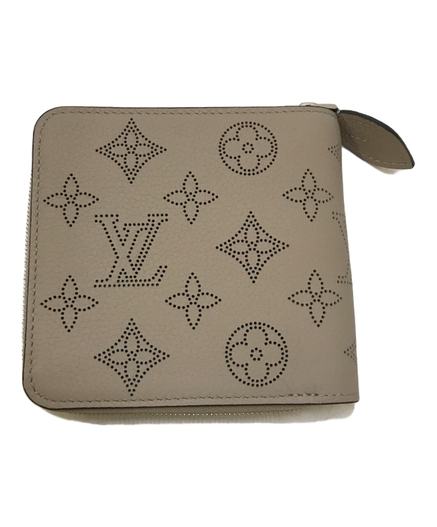 中古・古着通販】LOUIS VUITTON (ルイ ヴィトン) マヒナ ジッピーコンパクトウォレット ベージュ｜ブランド・古着通販  トレファク公式【TREFAC FASHION】スマホサイト