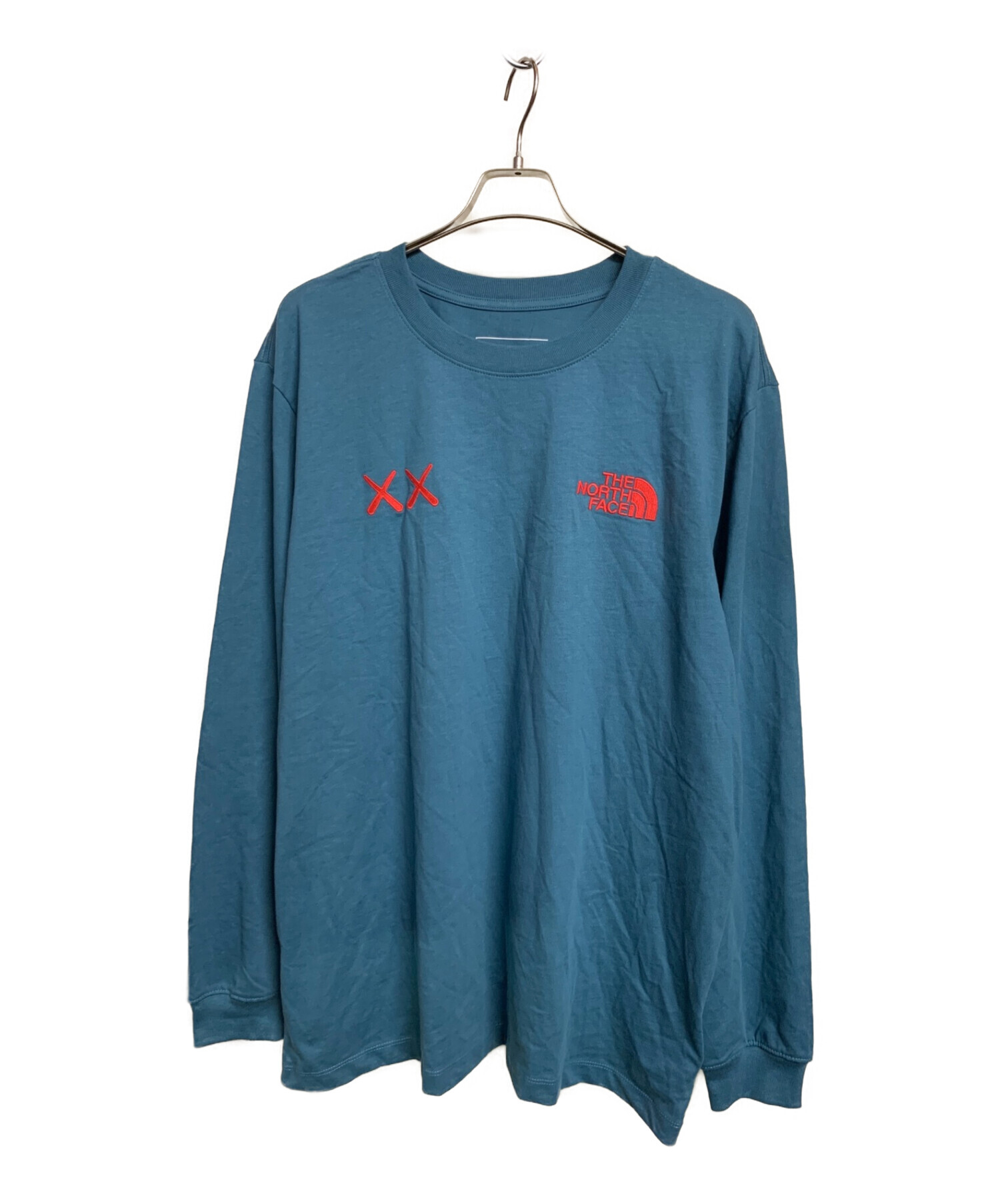 THE NORTH FACE × KAWS (ザノースフェイス×カウズ) L/S Tee ブルー サイズ:ＸＬ