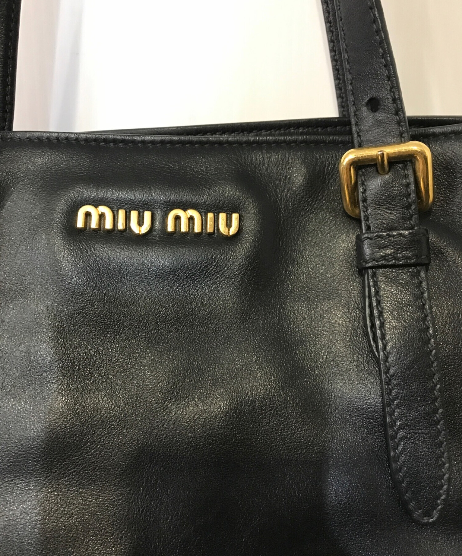 MIU MIU (ミュウミュウ) スタッズレザートートバッグ