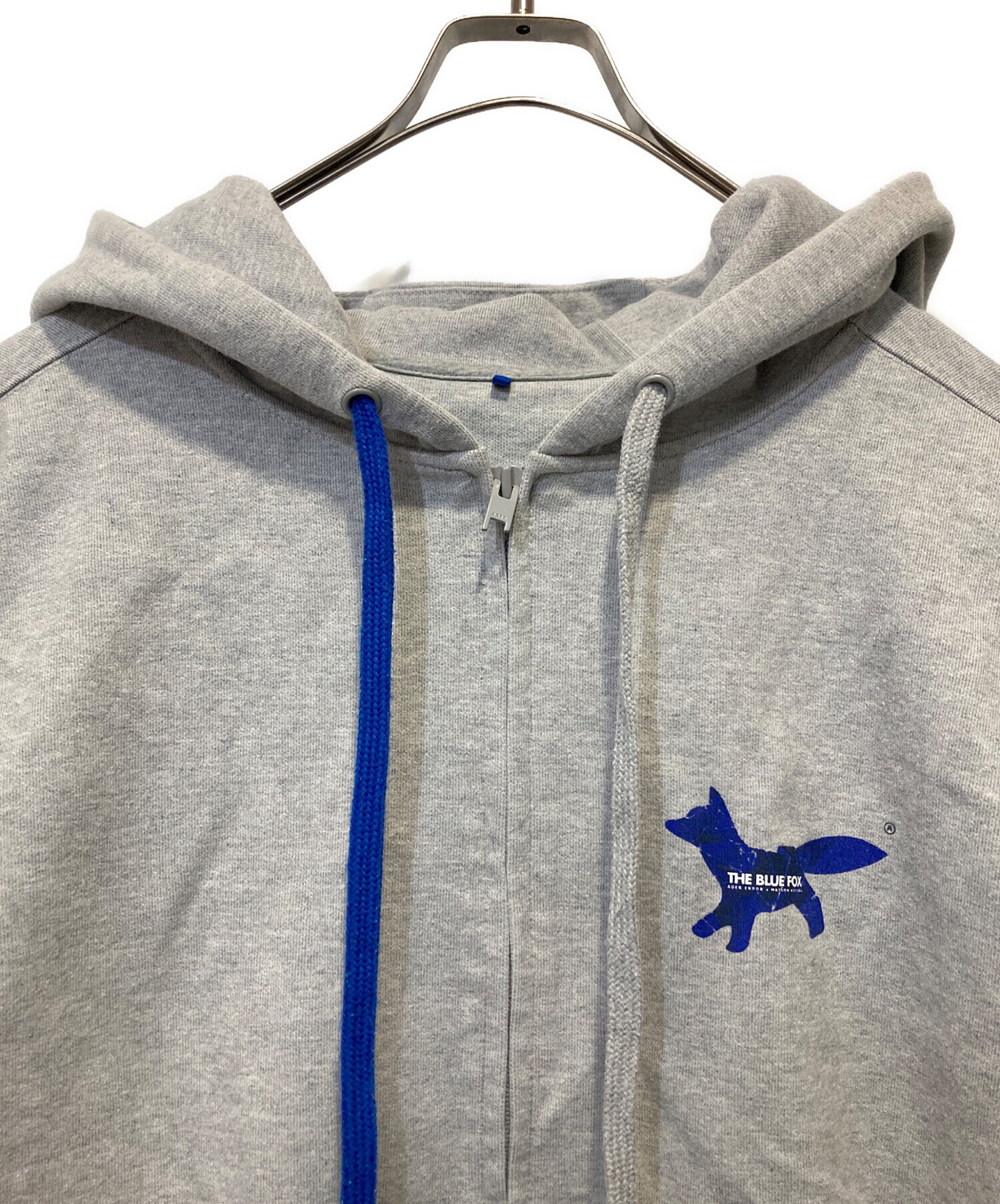 ADER error (アーダーエラー) MAISON KITSUNE (メゾンキツネ) FOX ZIP HOODIE グレー サイズ:A2