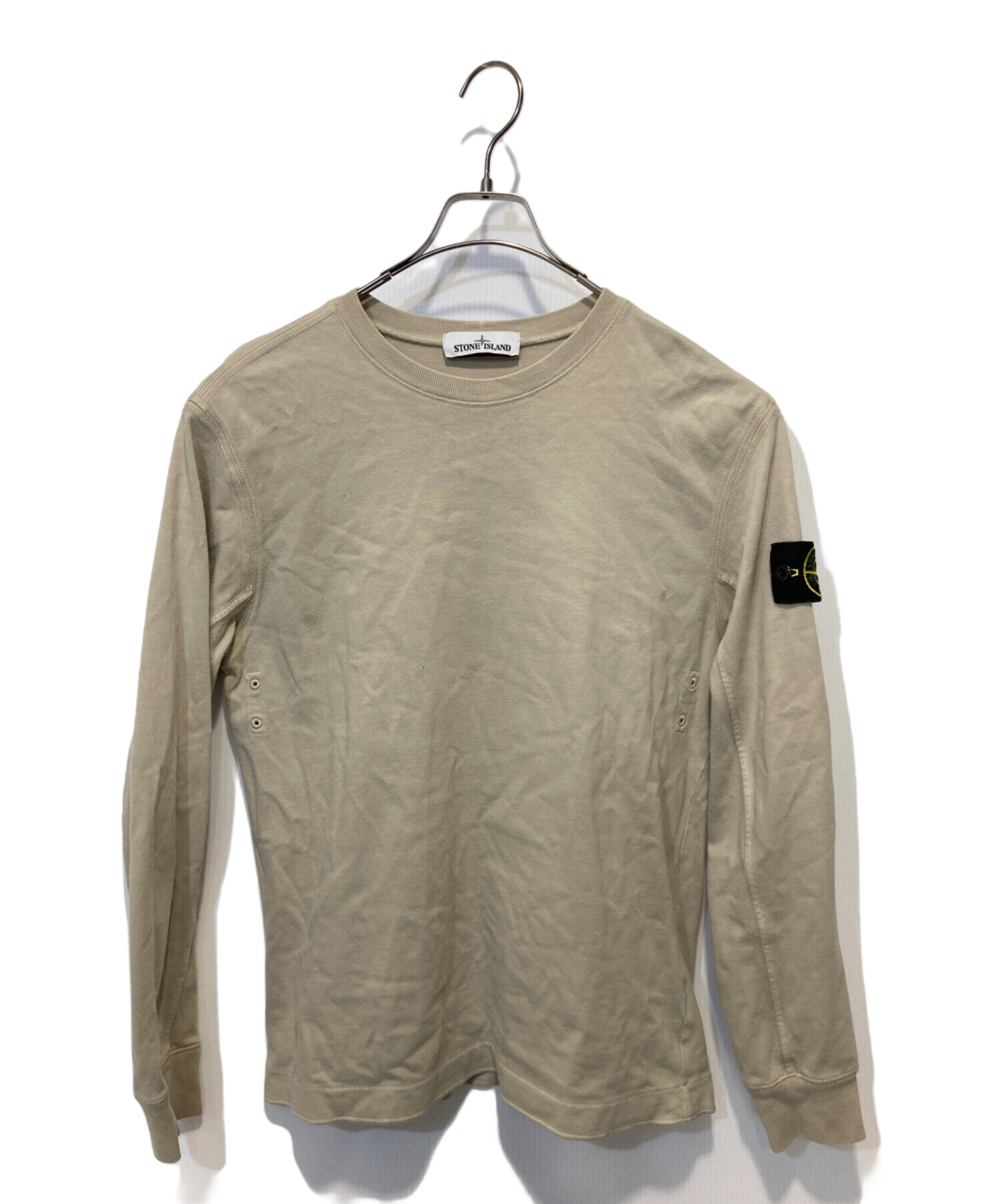 中古・古着通販】STONE ISLAND (ストーンアイランド) ヘビーウェイトコットンクルーネック長袖Tシャツ ベージュ  サイズ:S｜ブランド・古着通販 トレファク公式【TREFAC FASHION】スマホサイト