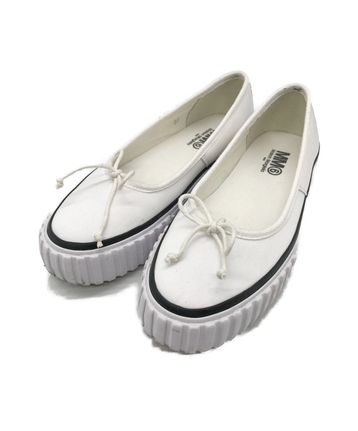 MM6 Maison Margiela (エムエムシックス メゾンマルジェラ) フラットシューズ ホワイト サイズ:37（下記参照） I Bow  Detail Comfy Ballet Flat dk