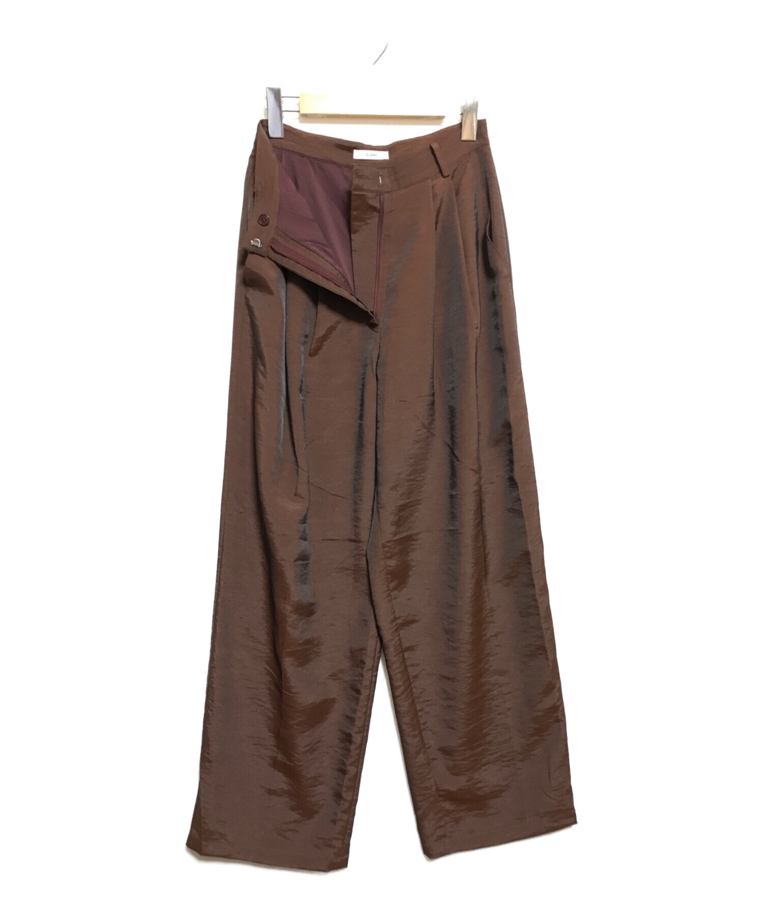 中古・古着通販】CLANE (クラネ) GLOSS WEAVE TUCK PANTS ボルドー