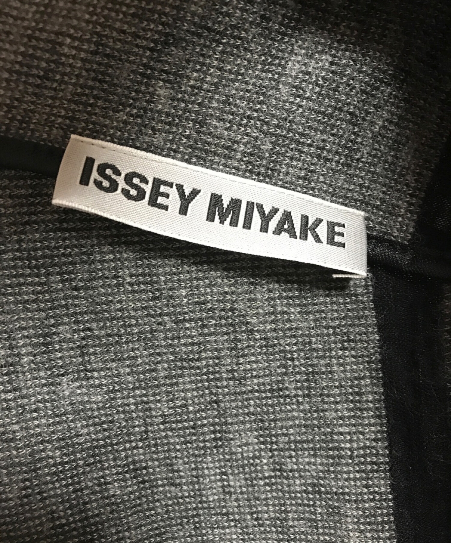 ISSEY MIYAKE (イッセイミヤケ) 変形デザインニットジャケット グレー サイズ:SIZE2