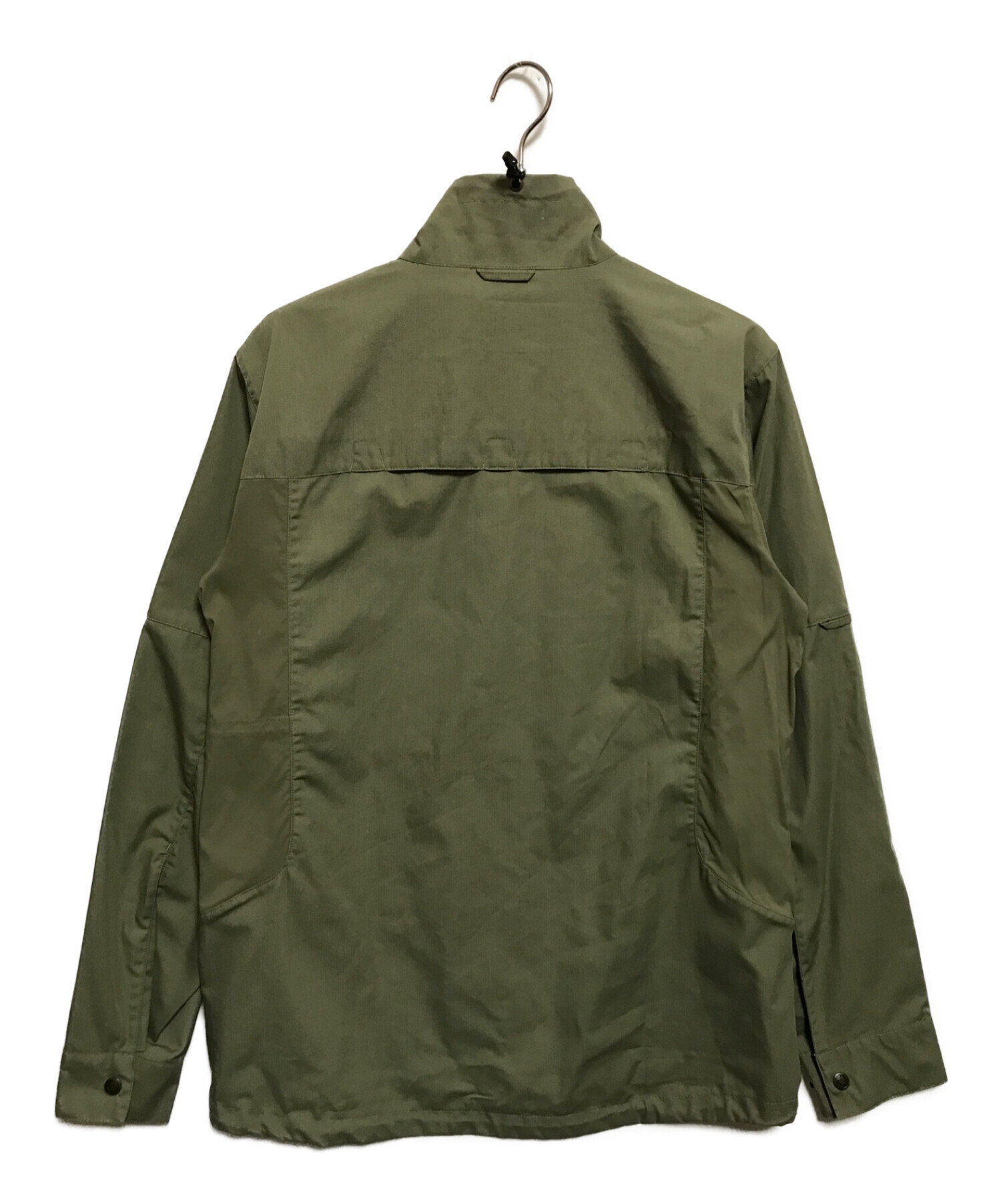 FJALLRAVEN (フェールラーベン) Abisko Shade Jacket オリーブ サイズ:下記参照