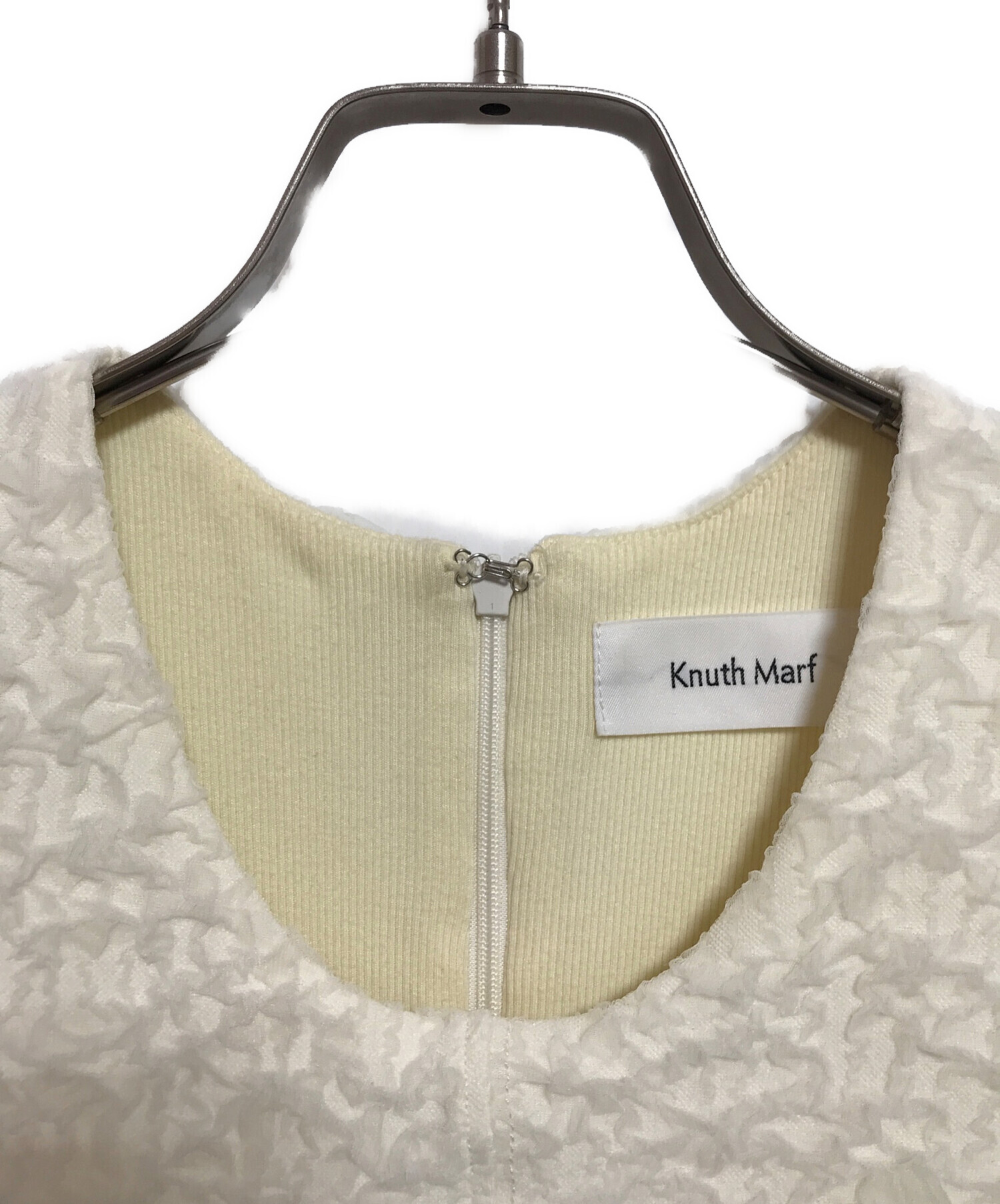 中古・古着通販】Knuth Marf (クヌースマーフ) cup in jacquard one piece S ベージュ  サイズ:Ⅿ｜ブランド・古着通販 トレファク公式【TREFAC FASHION】スマホサイト