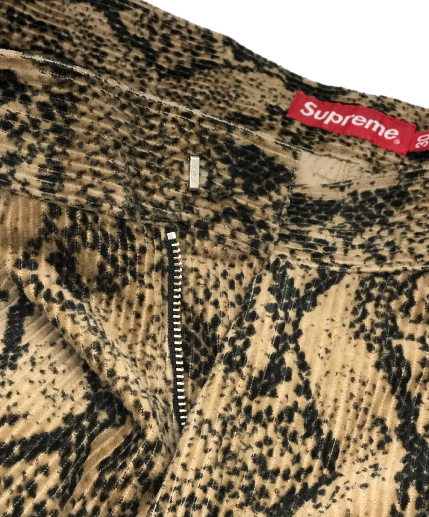 Supreme パンツ（その他） 30(M位) ベージュx黒(総柄) 【古着】-