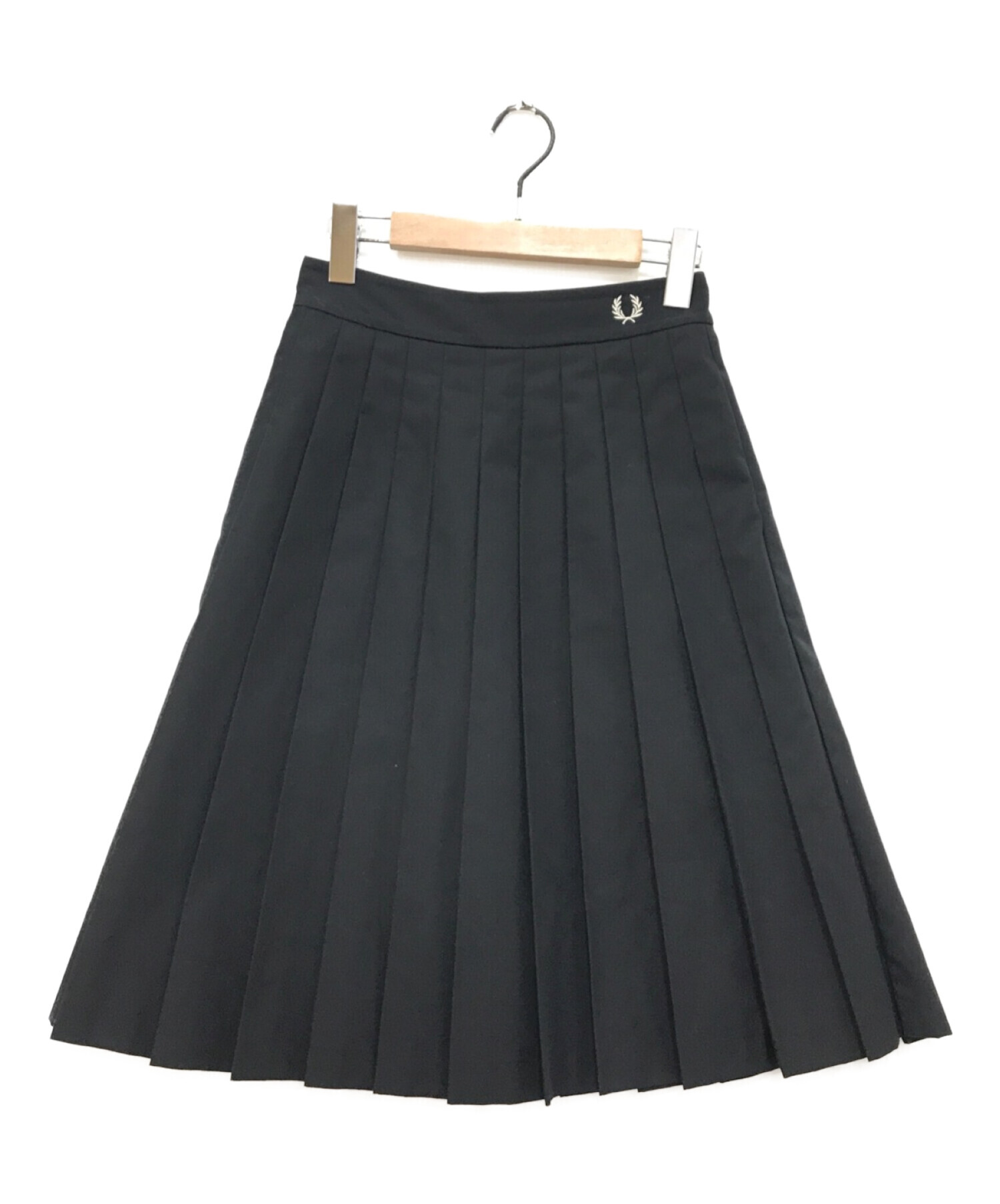 FRED PERRY (フレッドペリー) Tipped Pleated Skirt ネイビー サイズ:6