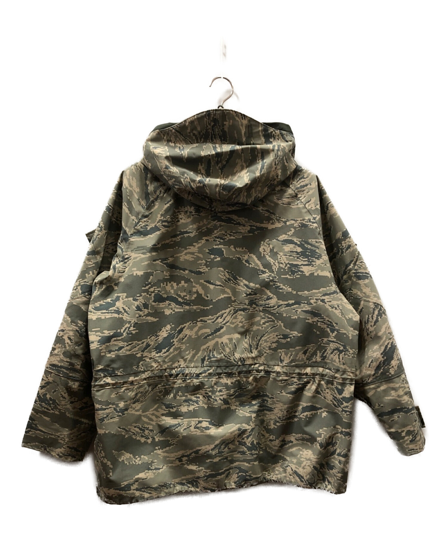 中古・古着通販】USAF (ユーエスエーエフ) ALL-PURPOSE ENVIRONMENTAL CAMOUFLAGE Gore Tex Parka  グリーン サイズ:L｜ブランド・古着通販 トレファク公式【TREFAC FASHION】スマホサイト