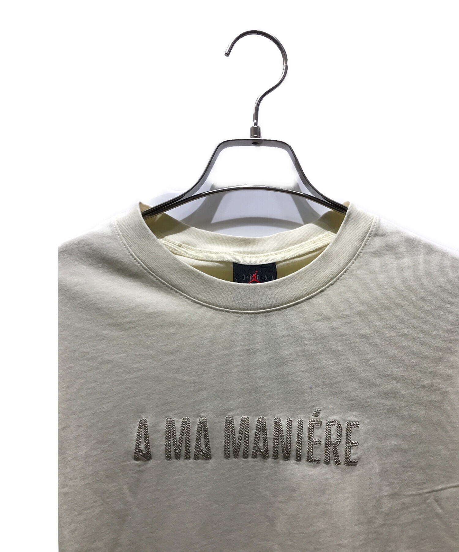 JORDAN (ジョーダン) A Ma Maniere (アママニエール) 刺繍Tシャツ ベージュ サイズ:Ⅼ 未使用品