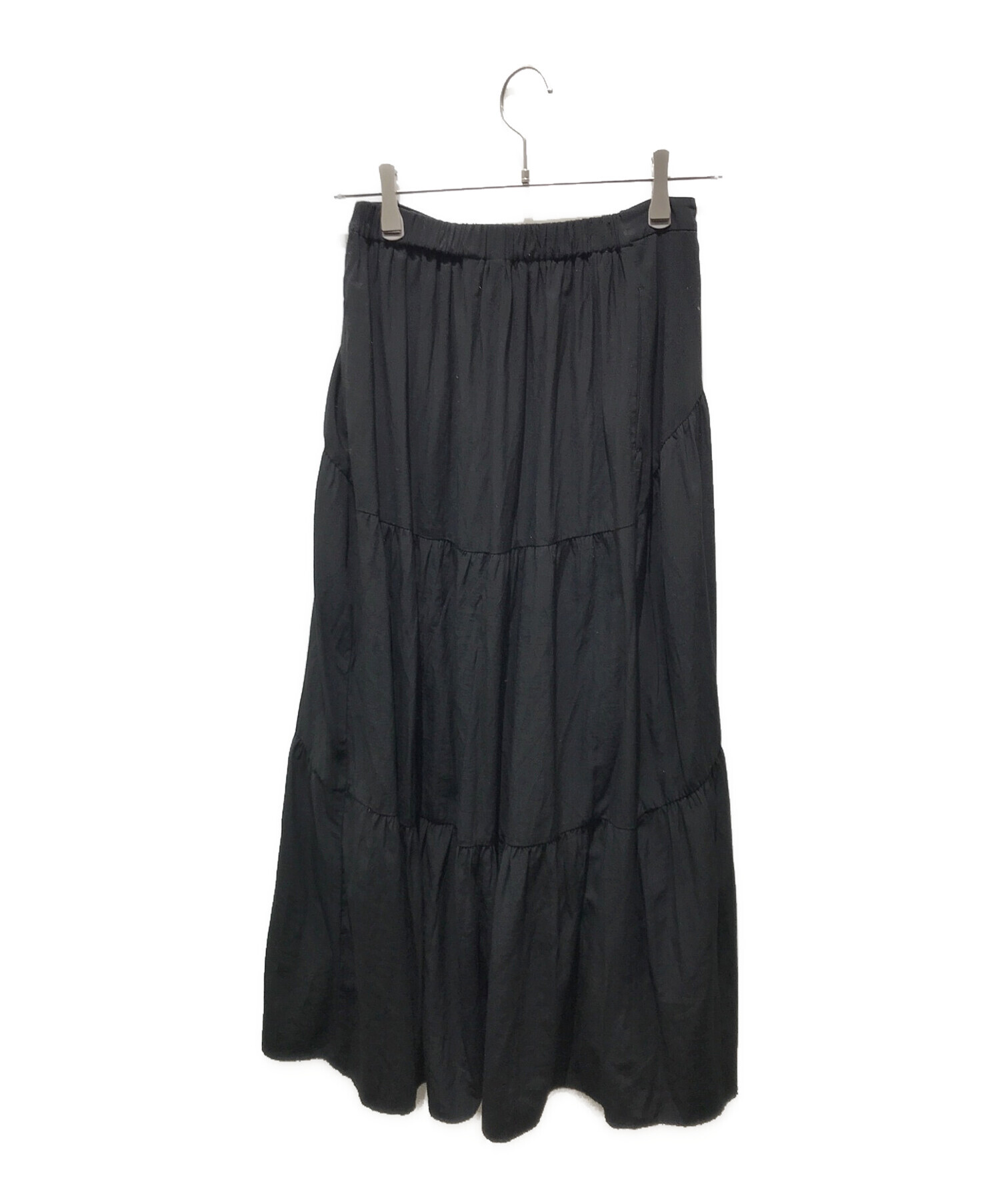 CLANE (クラネ) CURVE LINE TIERED SKIRT 13109-6002 ブラック サイズ:1