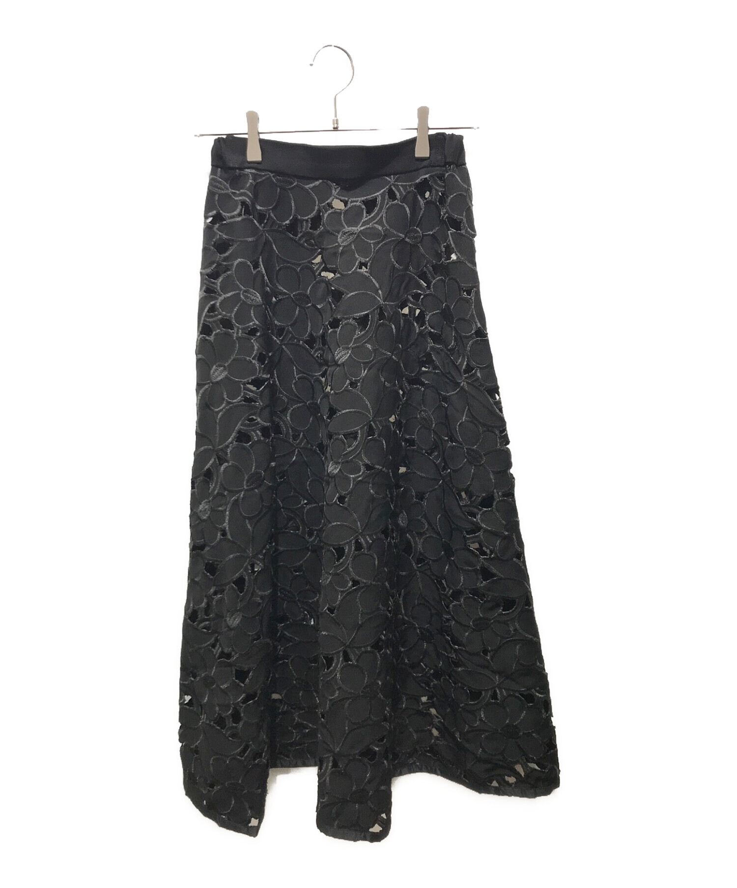 中古・古着通販】Ameri (アメリ) VIOLA CUTWORK FLARE SKIRT 0181930250 ブラック  サイズ:記載無しの為実寸参照｜ブランド・古着通販 トレファク公式【TREFAC FASHION】スマホサイト