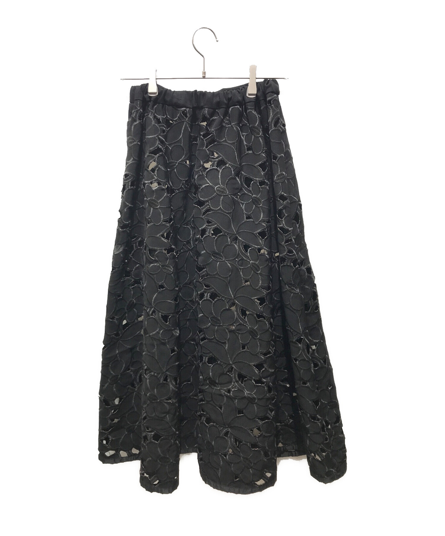 Ameri (アメリ) VIOLA CUTWORK FLARE SKIRT　0181930250 ブラック サイズ:記載無しの為実寸参照