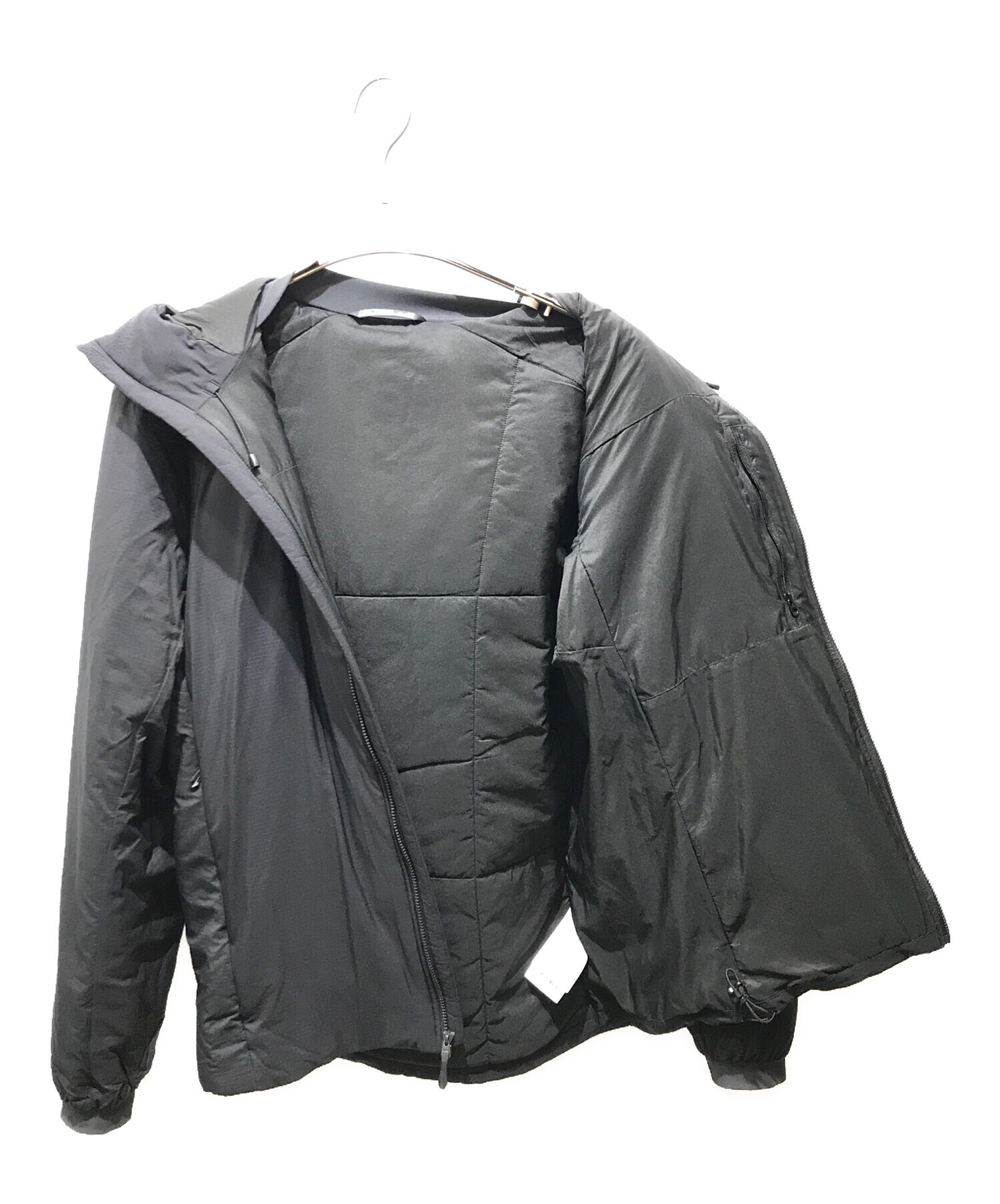 中古・古着通販】ARC'TERYX (アークテリクス) ATOM AR HOODY 24105-129829 ブラック サイズ:S｜ブランド・古着通販  トレファク公式【TREFAC FASHION】スマホサイト