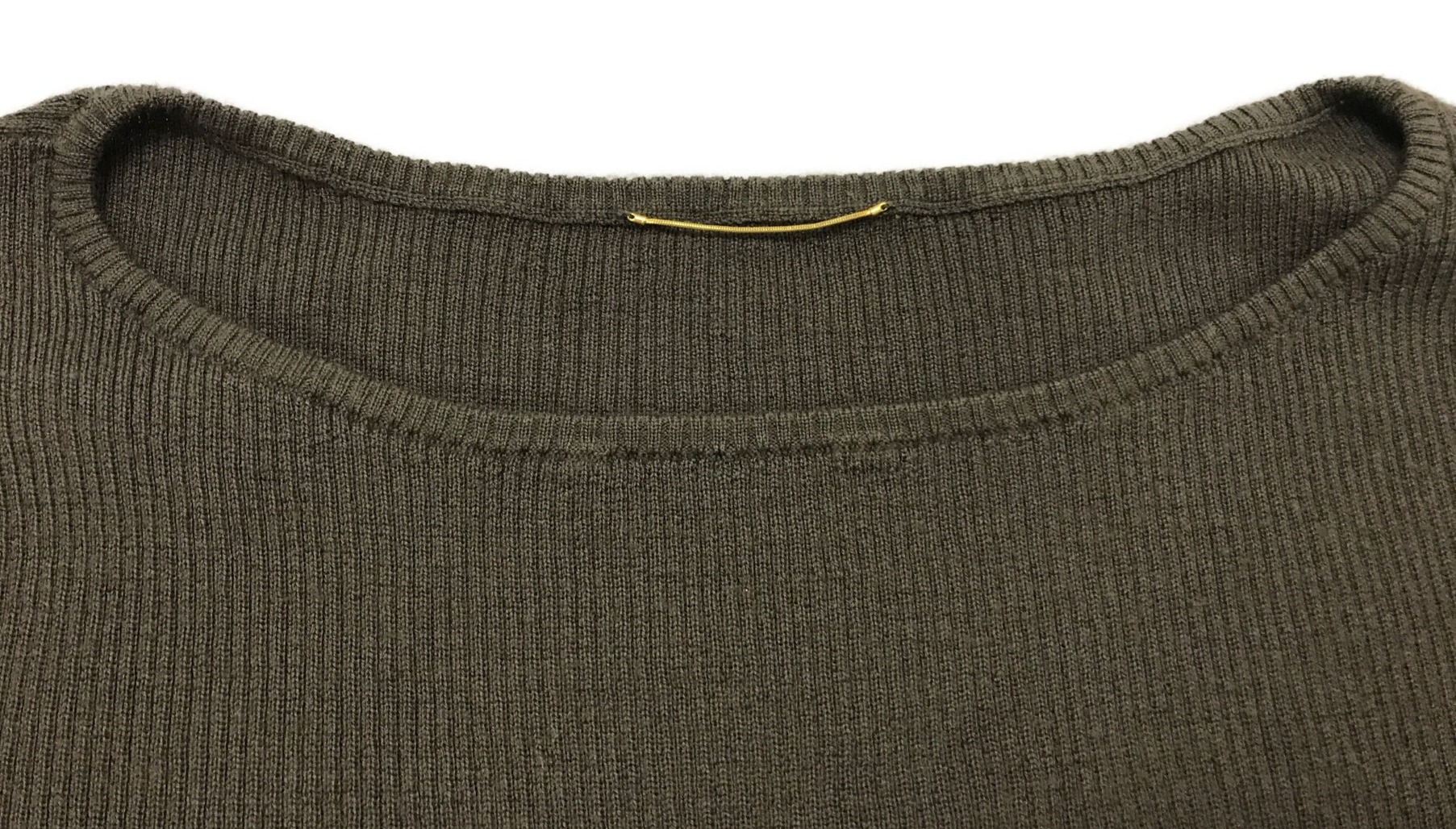 L'Appartement DEUXIEME CLASSE (アパルトモンドゥーズィエムクラス) ボートネックRIB KNIT ニット カーキ  サイズ:-