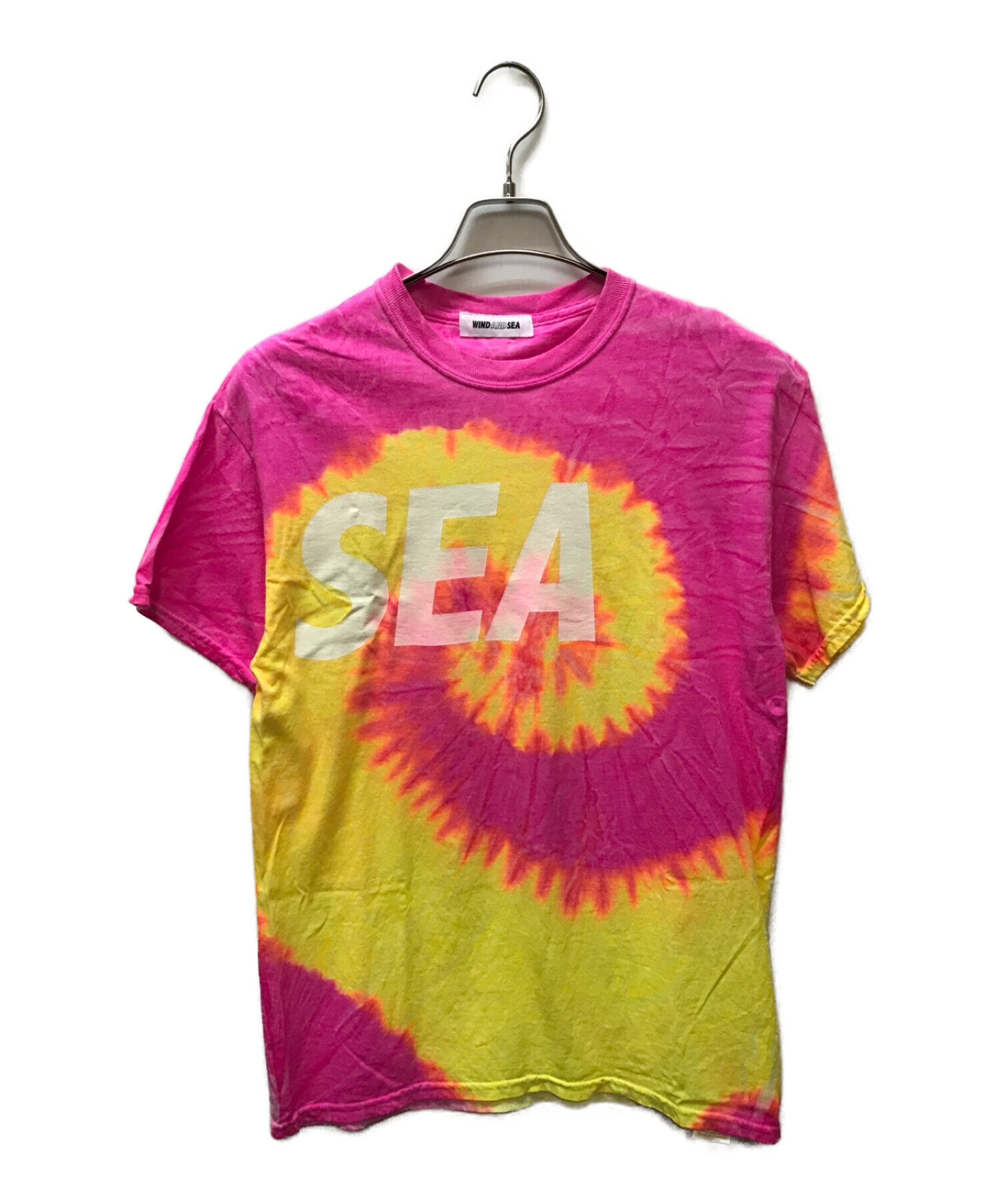 WIND AND SEA (ウィンダンシー) タイダイプリントTシャツ ピンク×イエロー サイズ:M