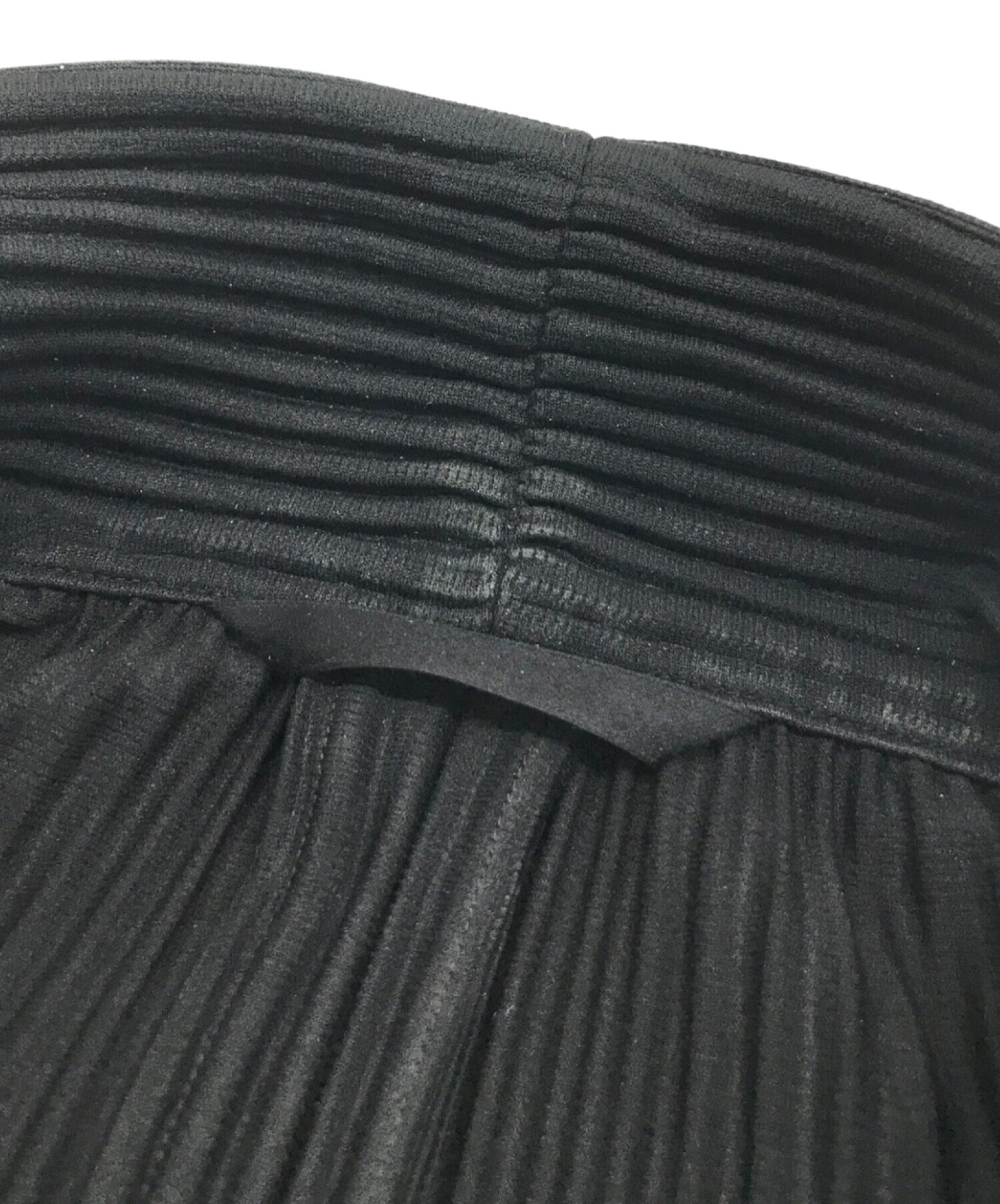 HOMME PLISSE ISSEY MIYAKE (オムプリッセ イッセイミヤケ) MONTHLY COLOR  SEPTEMBER/プリーツスタンドカラー羽織コート ブラック サイズ:1