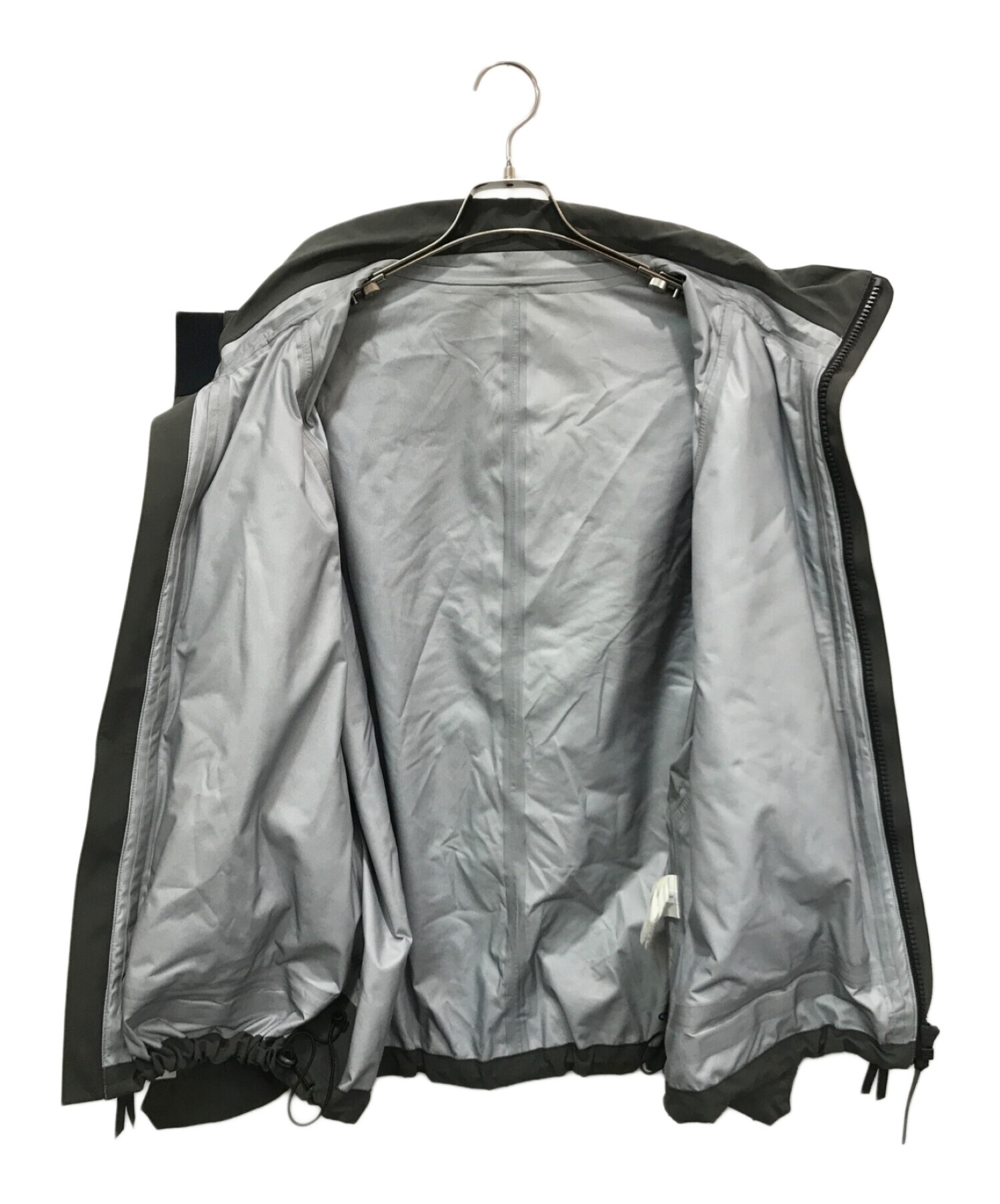 koti BEAUTY&YOUTH (コティ ビューティアンドユース) PERTEX SHIELD MULTI POCKET STAND COLLAR  JACKET オリーブ サイズ:S