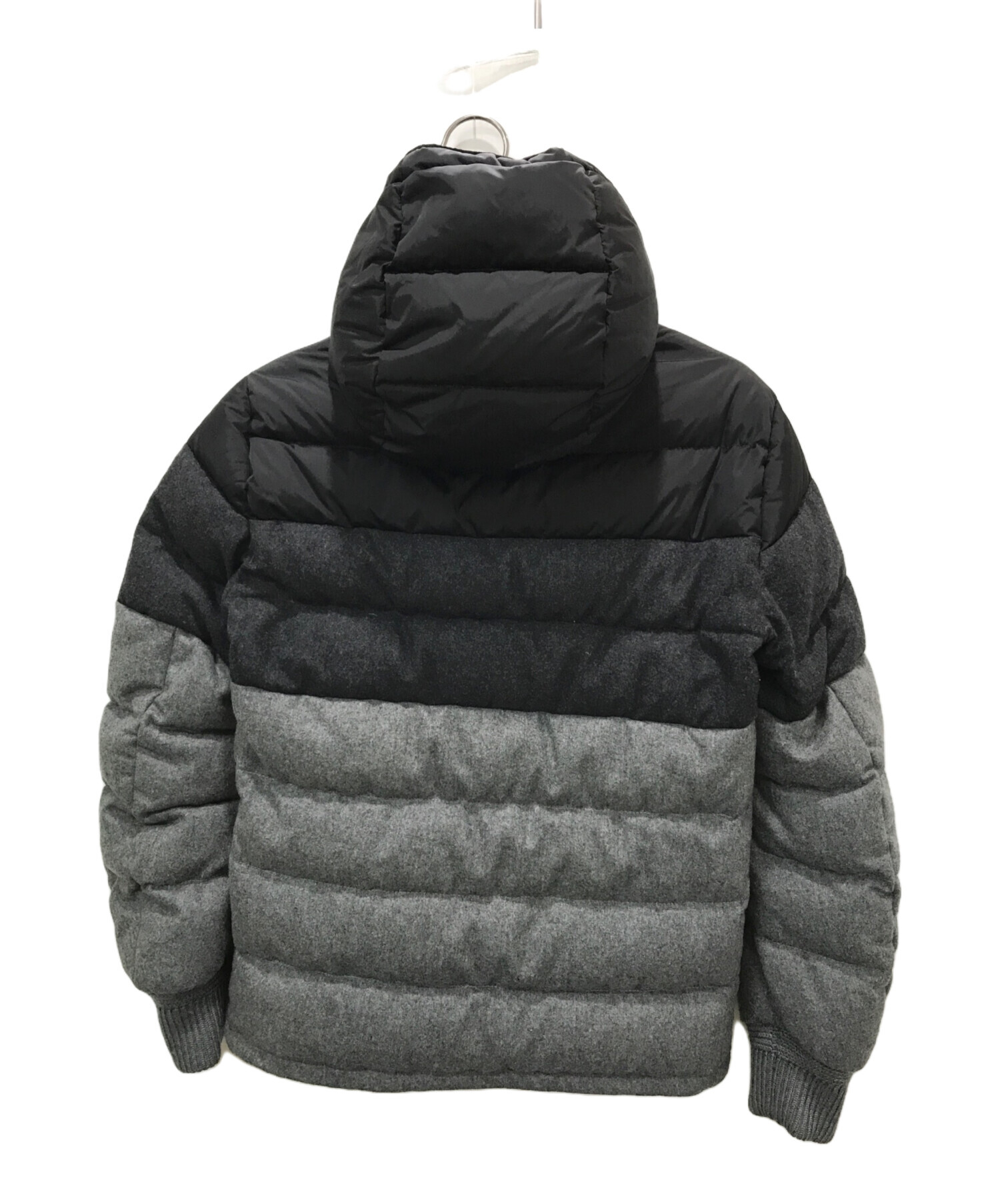 中古・古着通販】MONCLER (モンクレール) ダウンジャケット グレー×ブラック サイズ:SIZE 0｜ブランド・古着通販  トレファク公式【TREFAC FASHION】スマホサイト