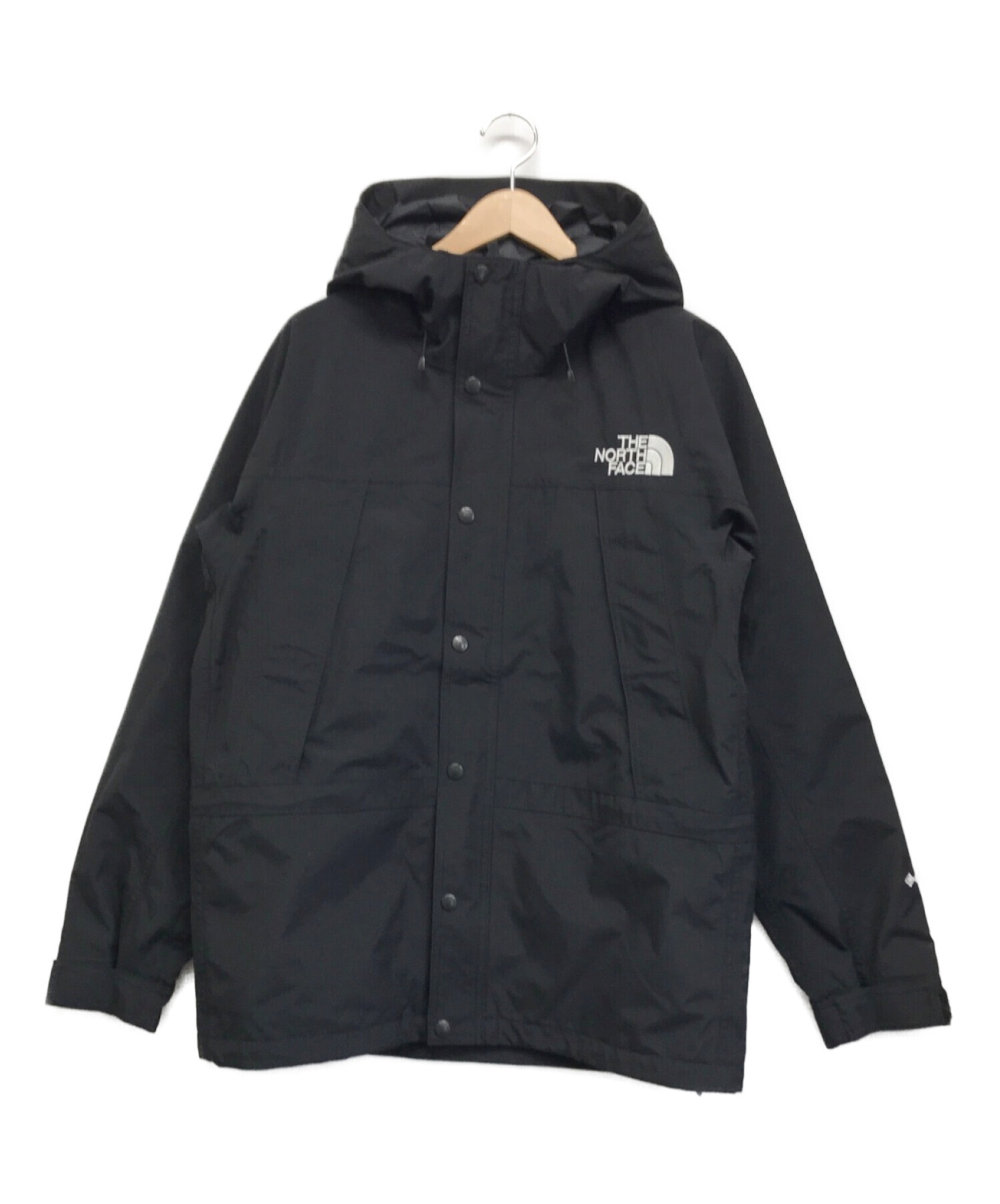 THE NORTH FACE (ザ ノース フェイス) Mountain Light Jacket ブラック サイズ:M