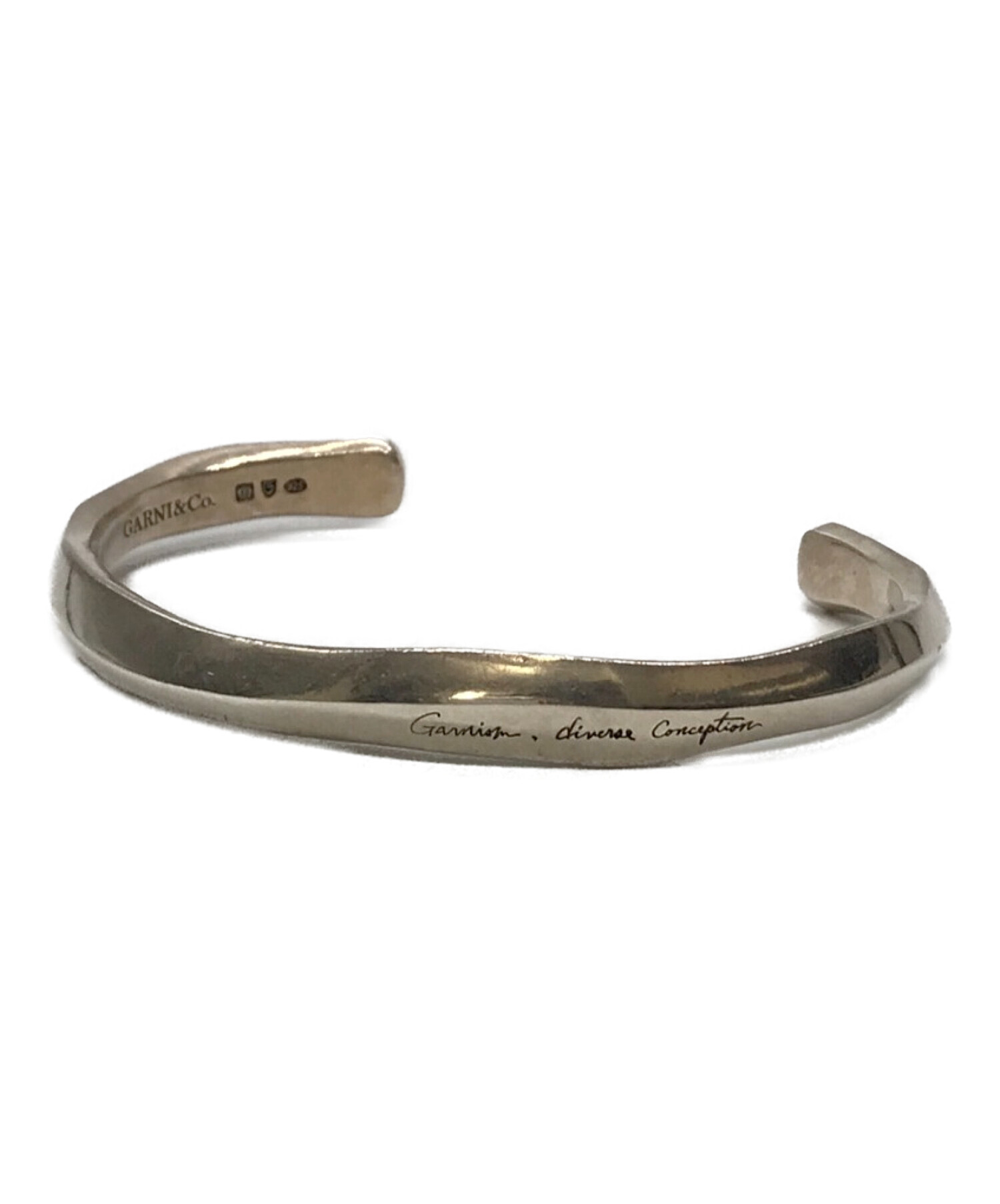 GARNI (ガルニ) Wave Bangle