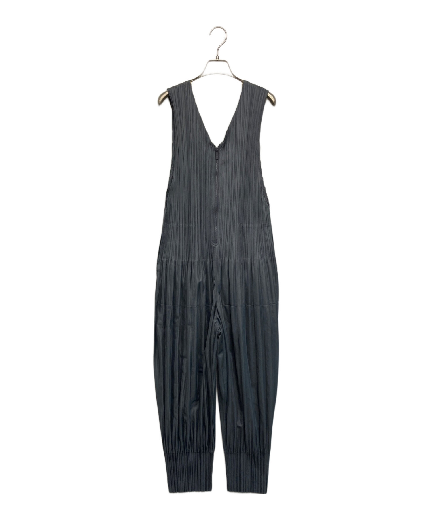 中古・古着通販】PLEATS PLEASE (プリーツプリーズ) FLUFFY BASICS JUMPSUIT グレー サイズ:SIZE  4｜ブランド・古着通販 トレファク公式【TREFAC FASHION】スマホサイト