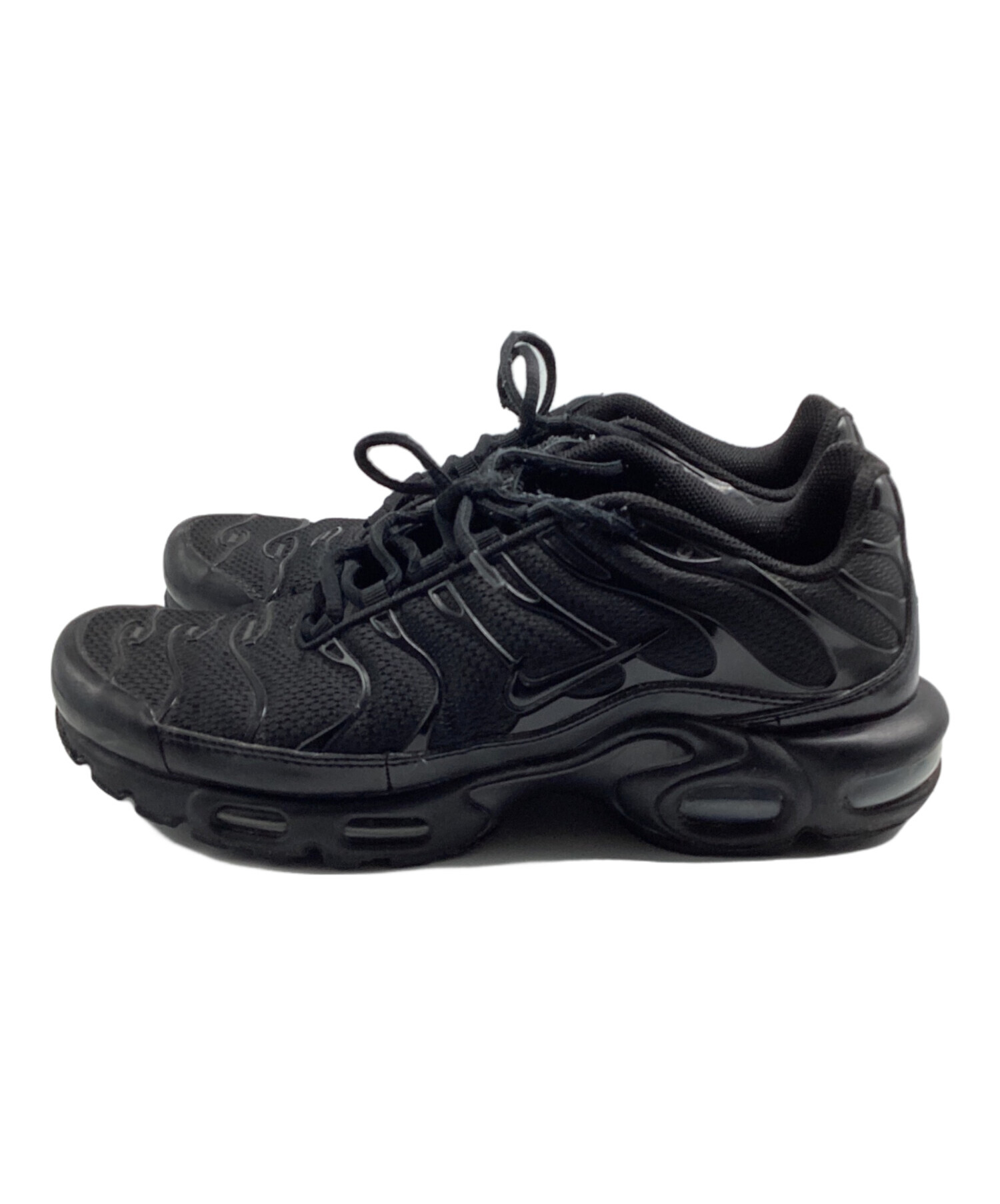 中古・古着通販】NIKE (ナイキ) AIR MAX PLUS TRIPLE BLACK ブラック サイズ:27｜ブランド・古着通販  トレファク公式【TREFAC FASHION】スマホサイト