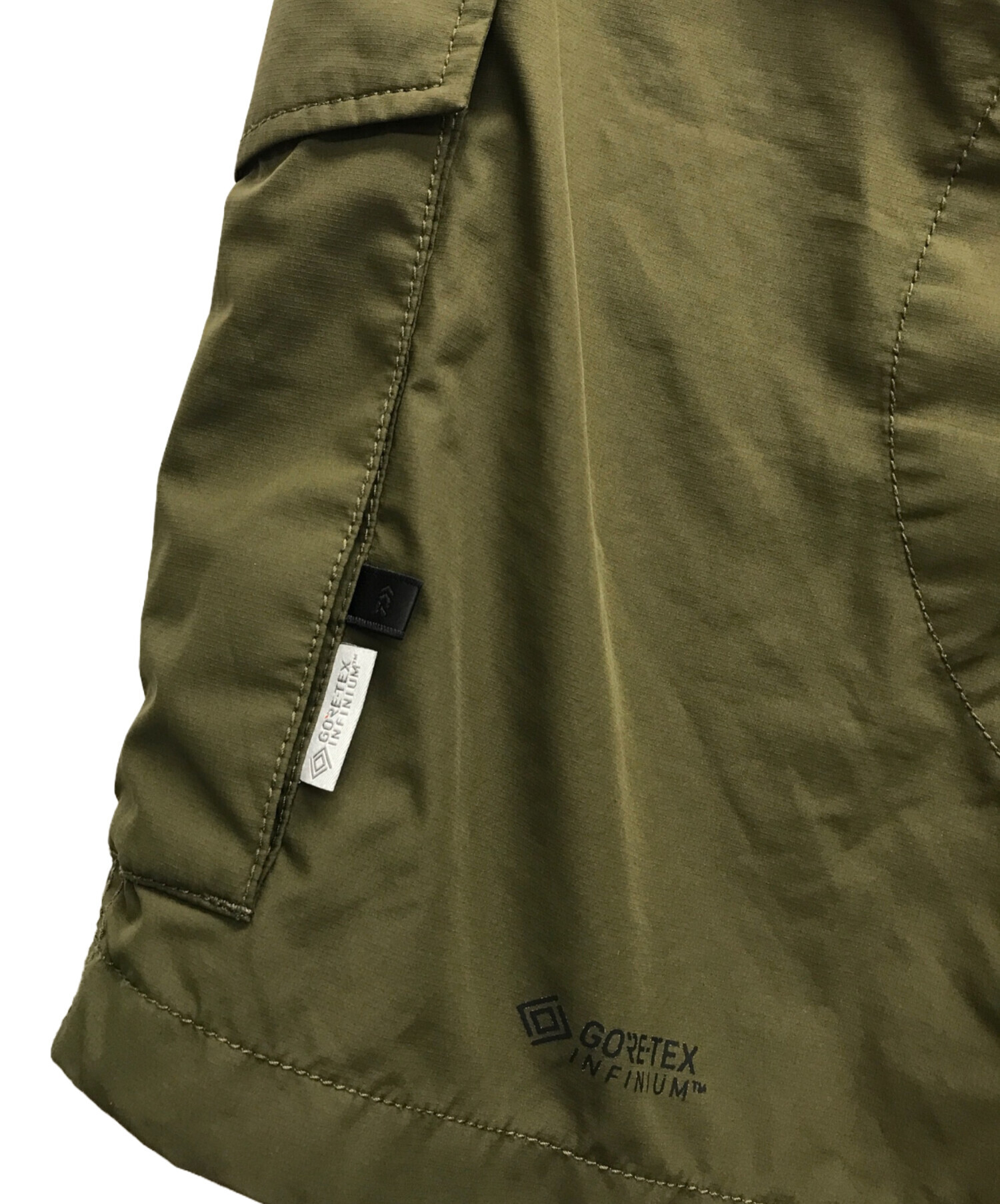 DAIWA PIER39 (ダイワ ピア39) THE WEEKEND FISHING CLUB (ザウィークエンドフィッシングクラブ)  6Pocket Gore-tex Infinium Short Pants オリーブ サイズ:M