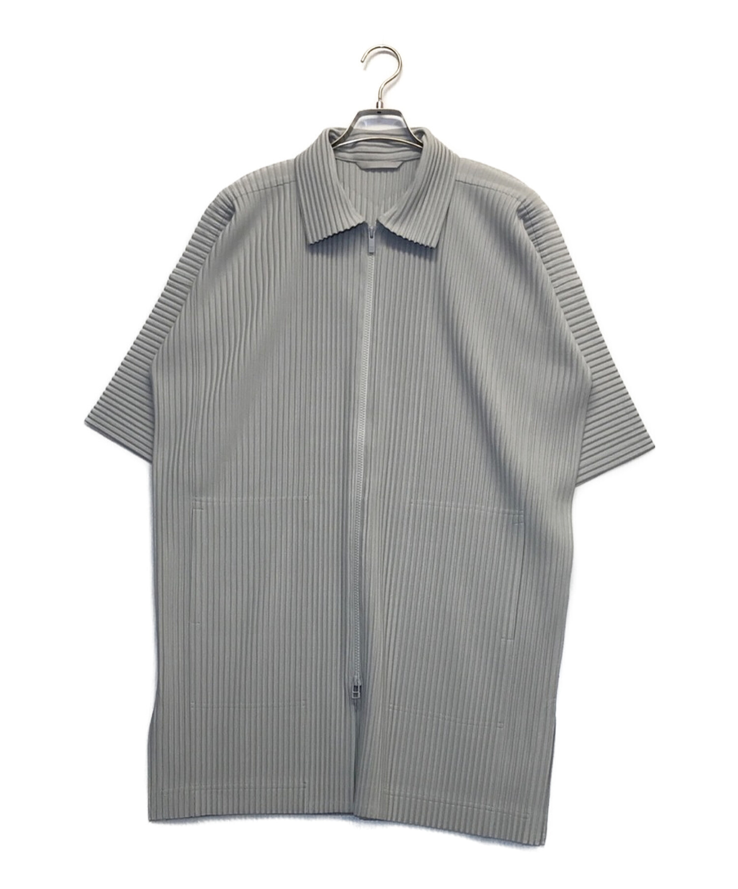 Homme plisse Issey Miyake 半袖シャツ　オムプリッセサイズは3になります