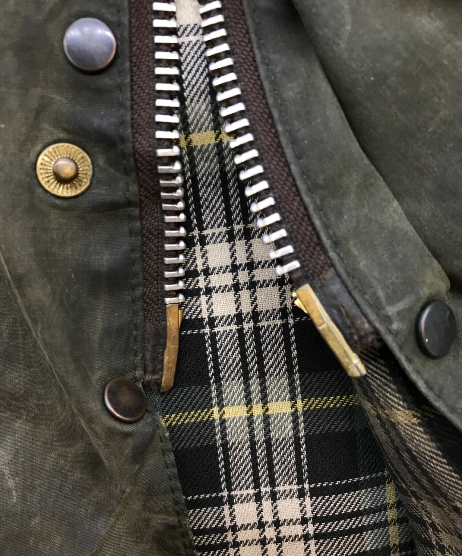 Barbour (バブアー) ビューフォートオイルドジャケット グリーン サイズ:C50/127cm