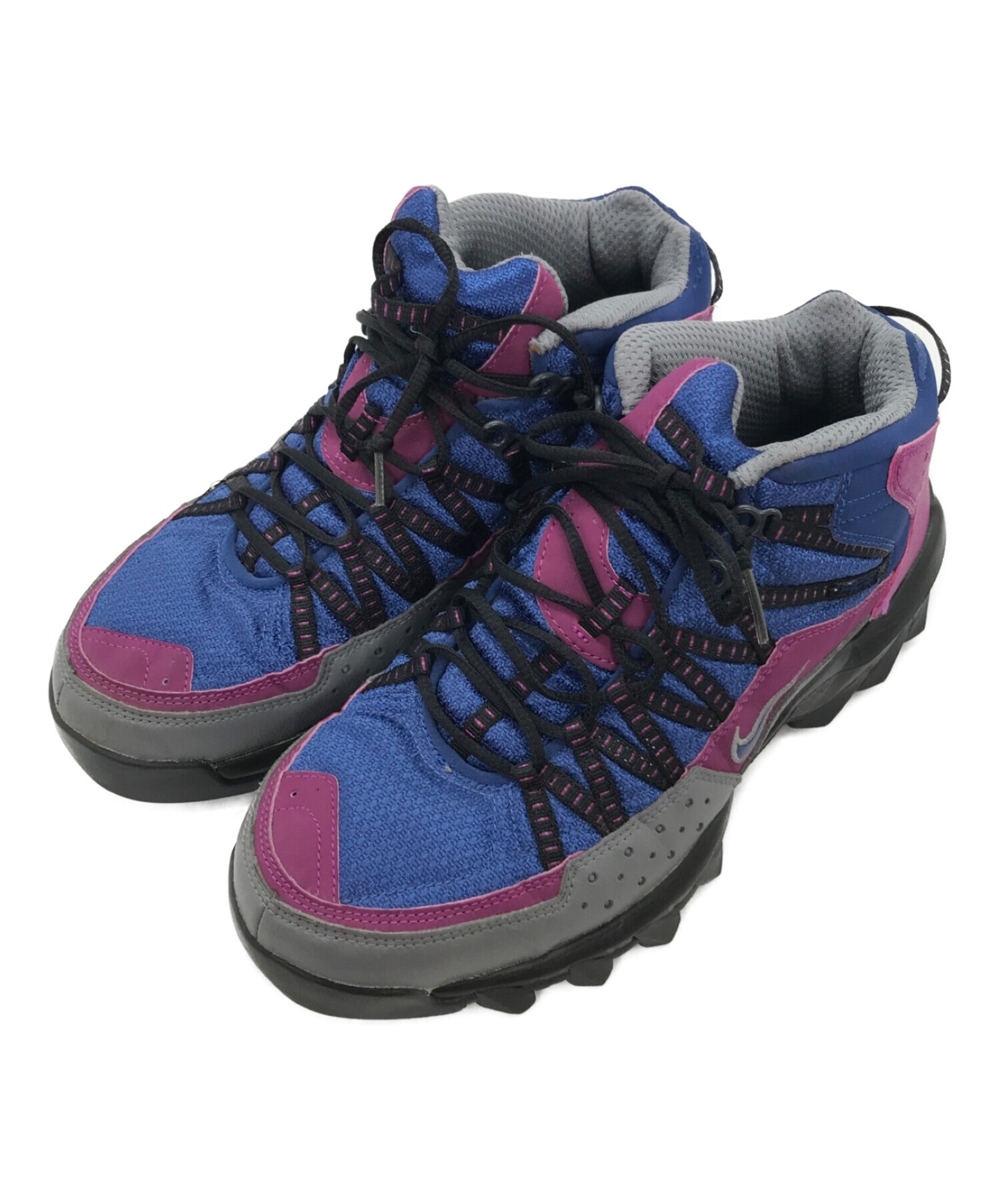 NIKE ACG トレッキングシューズ