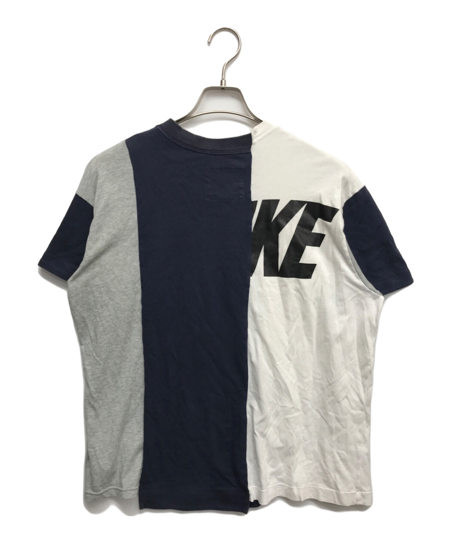 sacai (サカイ) NIKE (ナイキ) 再構築Tシャツ ホワイト×ネイビー サイズ:M