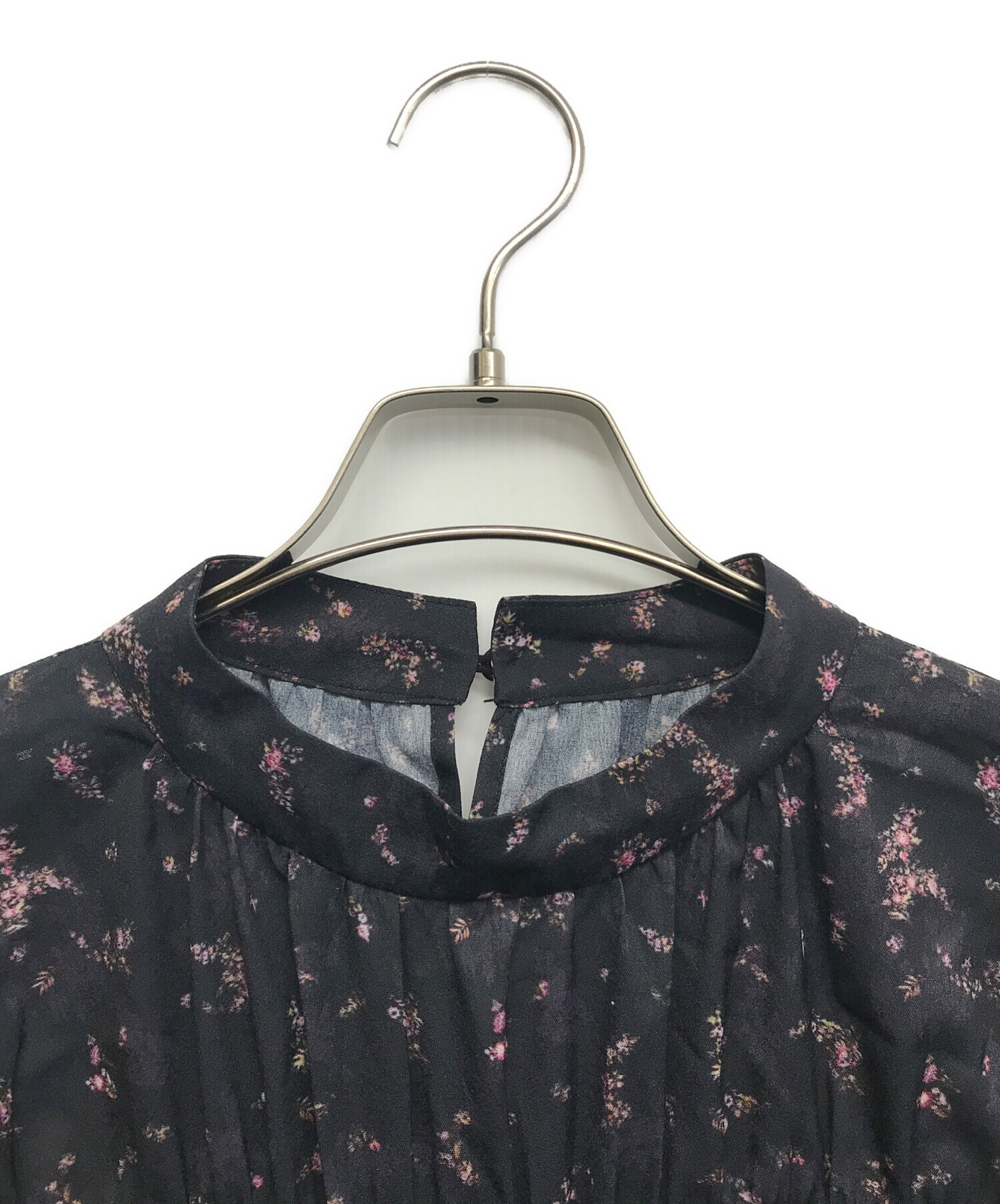 中古・古着通販】Her lip to (ハーリップトゥ) Autumn Floral Tiered Long Dress ブラック  サイズ:M｜ブランド・古着通販 トレファク公式【TREFAC FASHION】スマホサイト