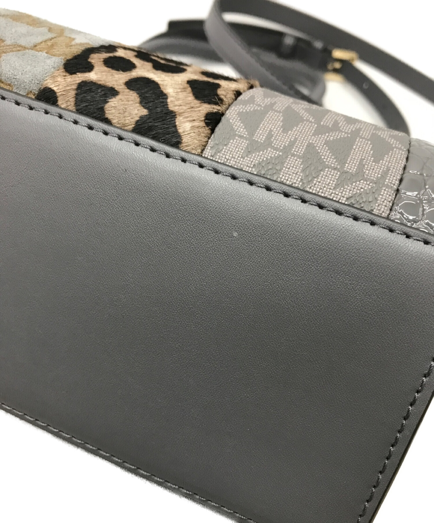 中古・古着通販】MICHAEL KORS (マイケルコース) フラップ サッチェル