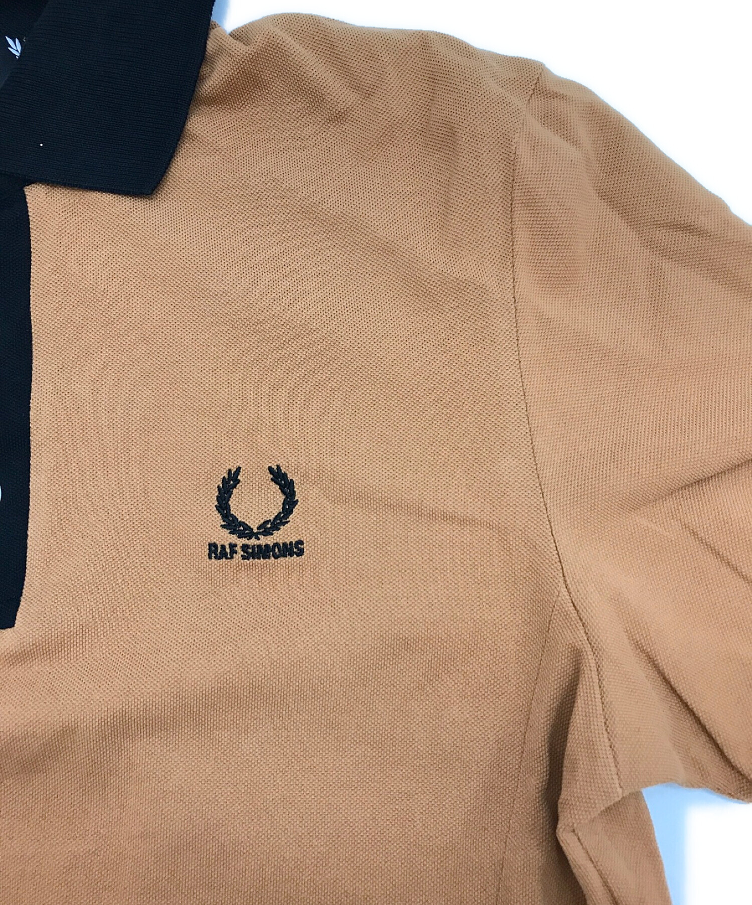 RAF SIMONS × FRED PERRY (ラフシモンズ × フレッドペリー) ポロシャツ ブラウン サイズ:38