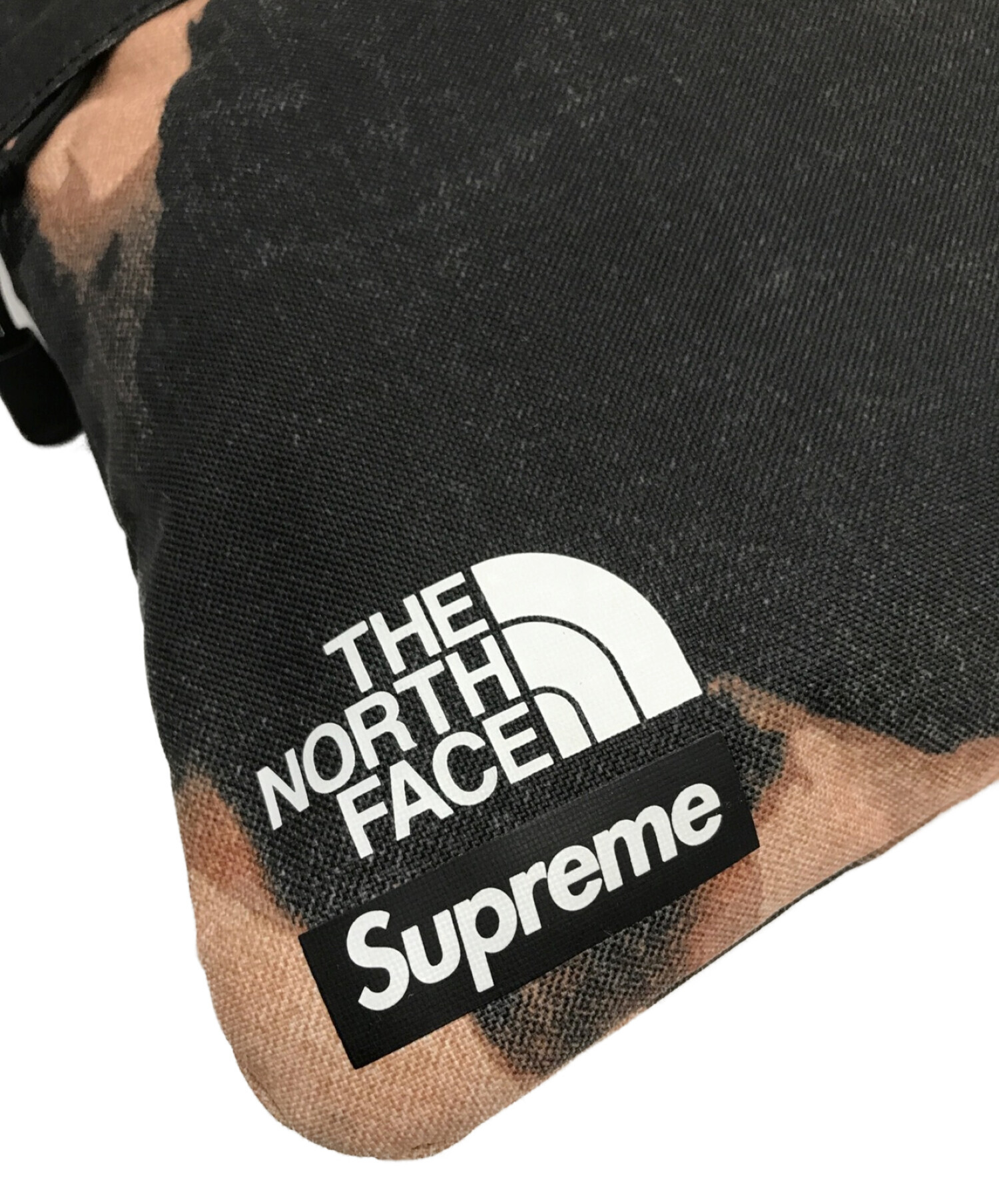 SUPREME×THE NORTH FACE (シュプリーム × ザノースフェイス) ブリーチドデニムプリント ショルダーバッグ ブラック  サイズ:下記参照