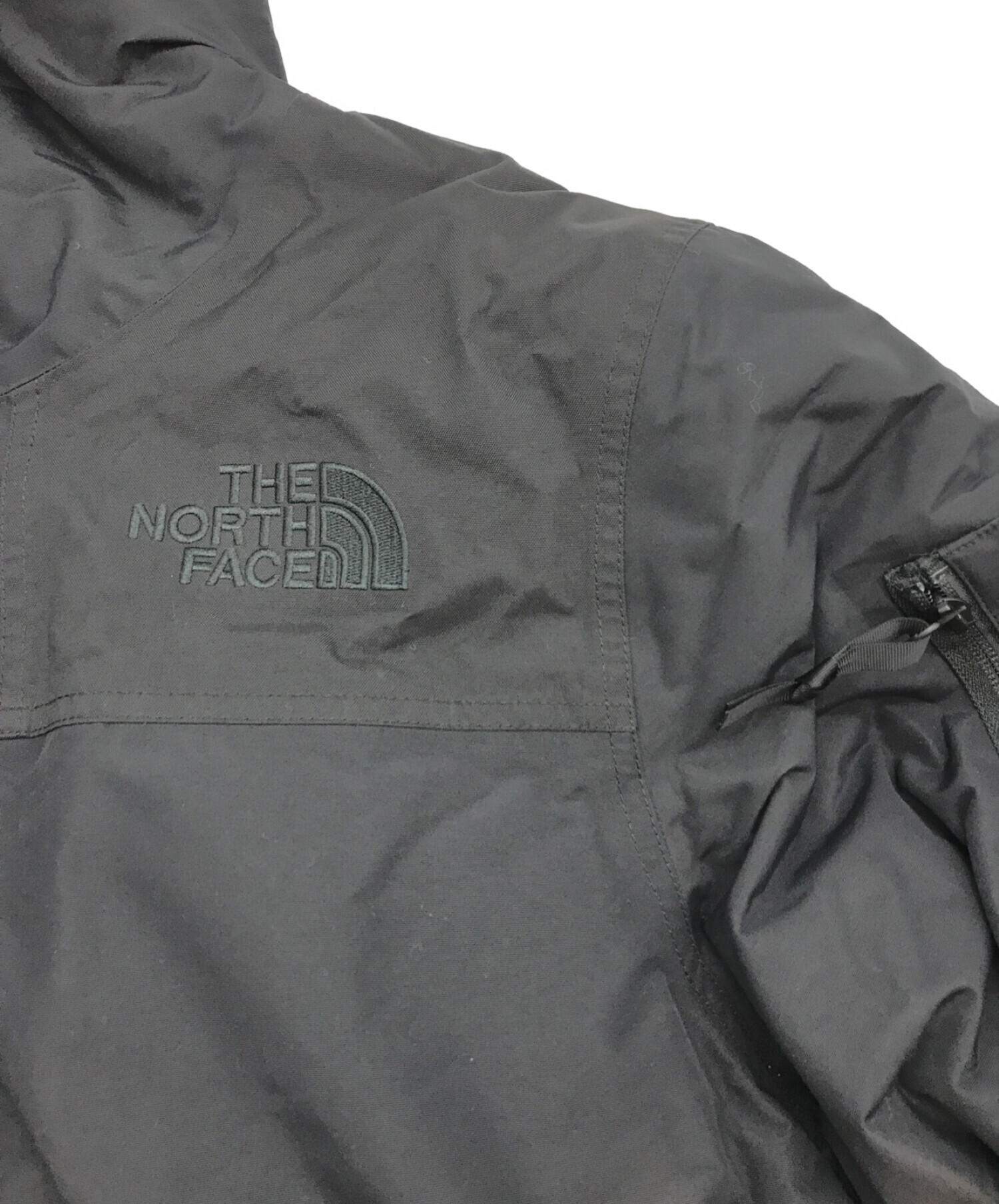 THE NORTH FACE (ザ ノース フェイス) ダウンジャケット 中綿ジャケット　NEWINGTON DRYVENT JACKET ブラック  サイズ:XL