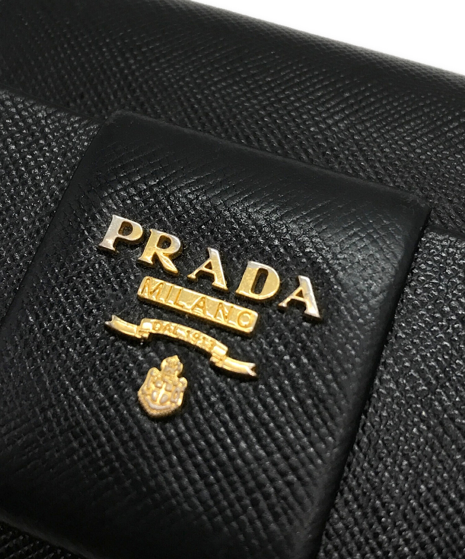 PRADA (プラダ) リボンサフィアーノラウンドジップウォレット ブラック サイズ:下記参照