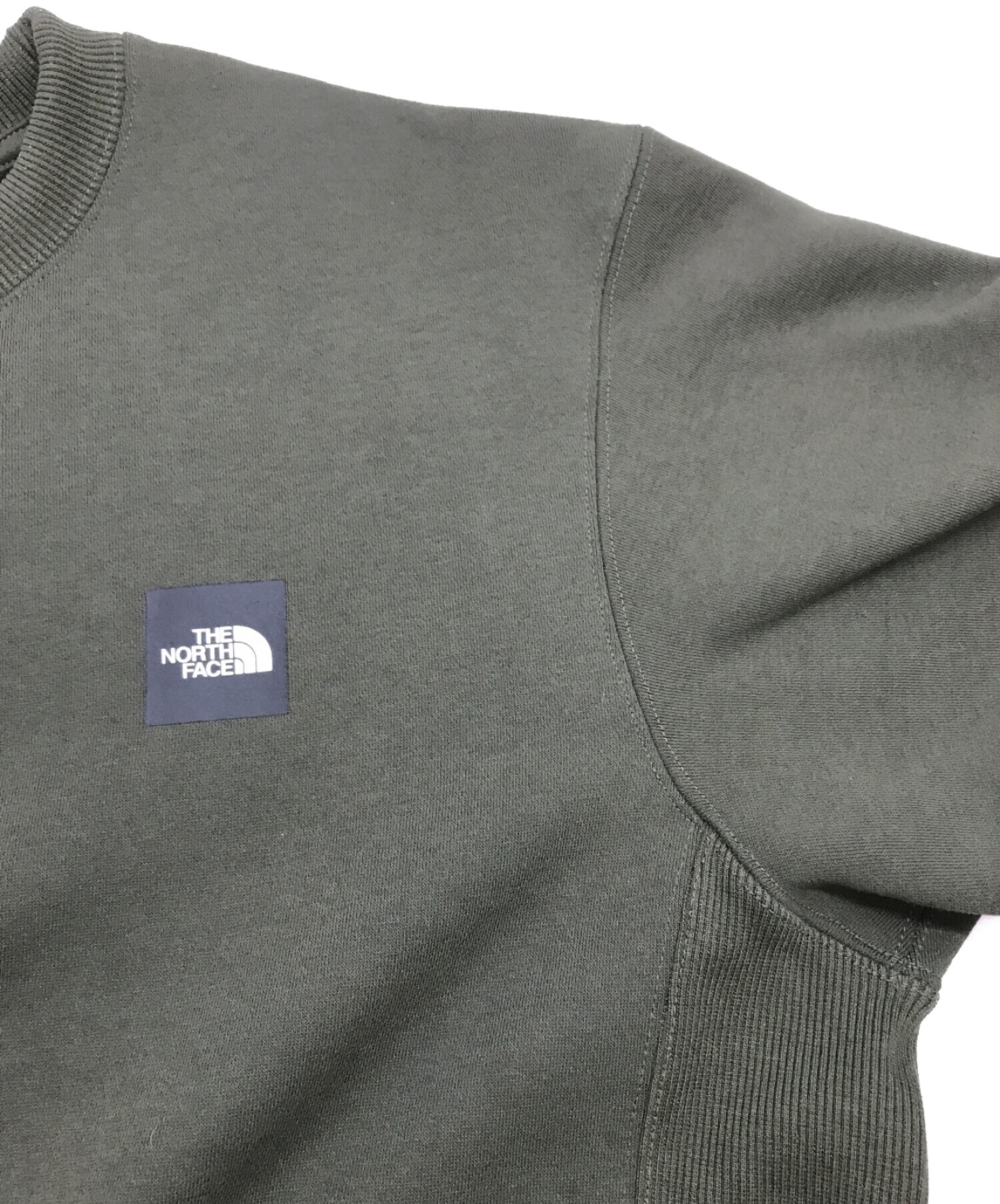 THE NORTH FACE (ザ ノース フェイス) ロゴスウェット/スクエアロゴクルースウェット/Square Logo CREW オリーブ  サイズ:Ｍ