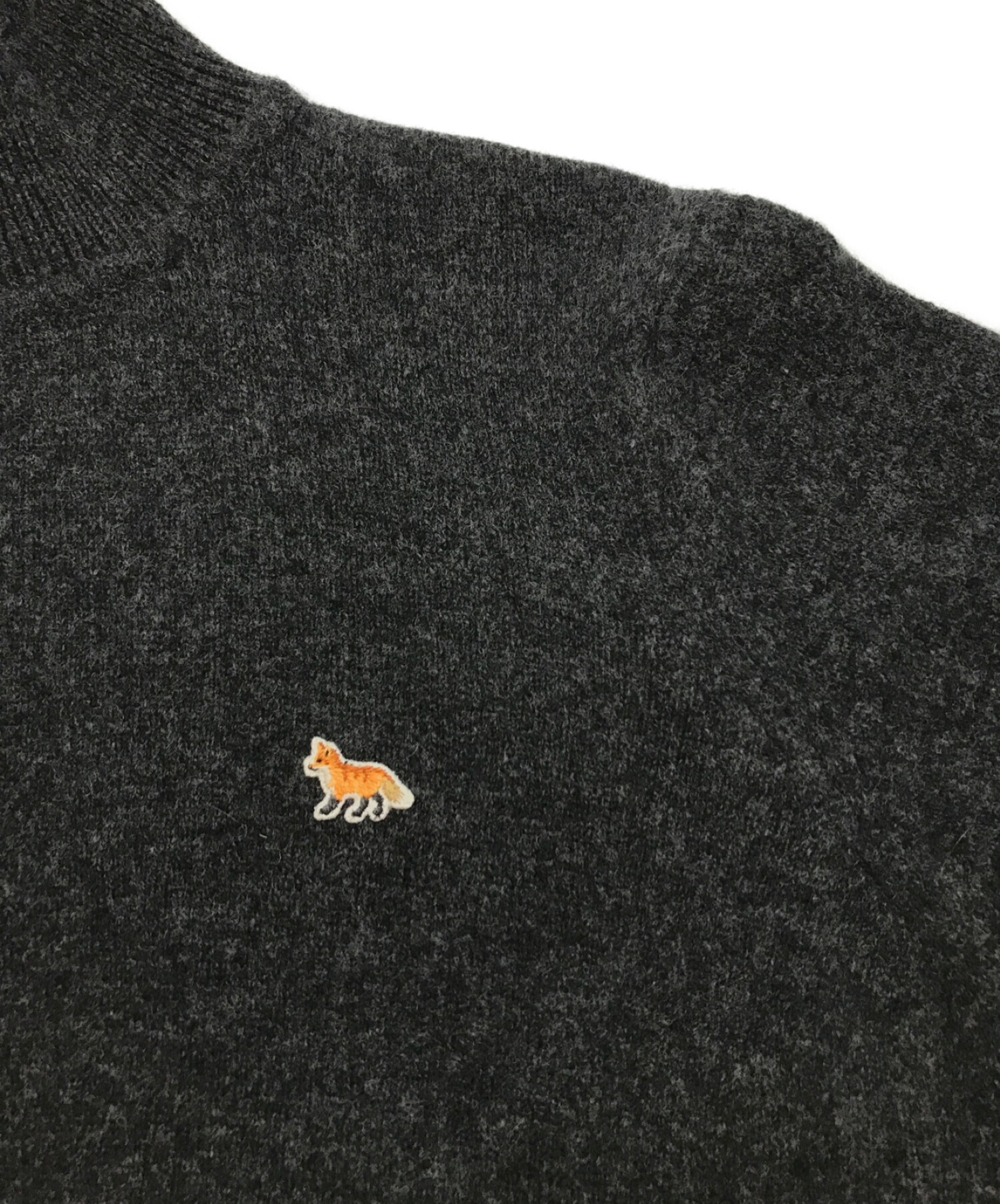 maison kitsune (メゾンキツネ) ベイビーフォックス パッチ ボクシー タートルネックニット グレー サイズ:Ｓ