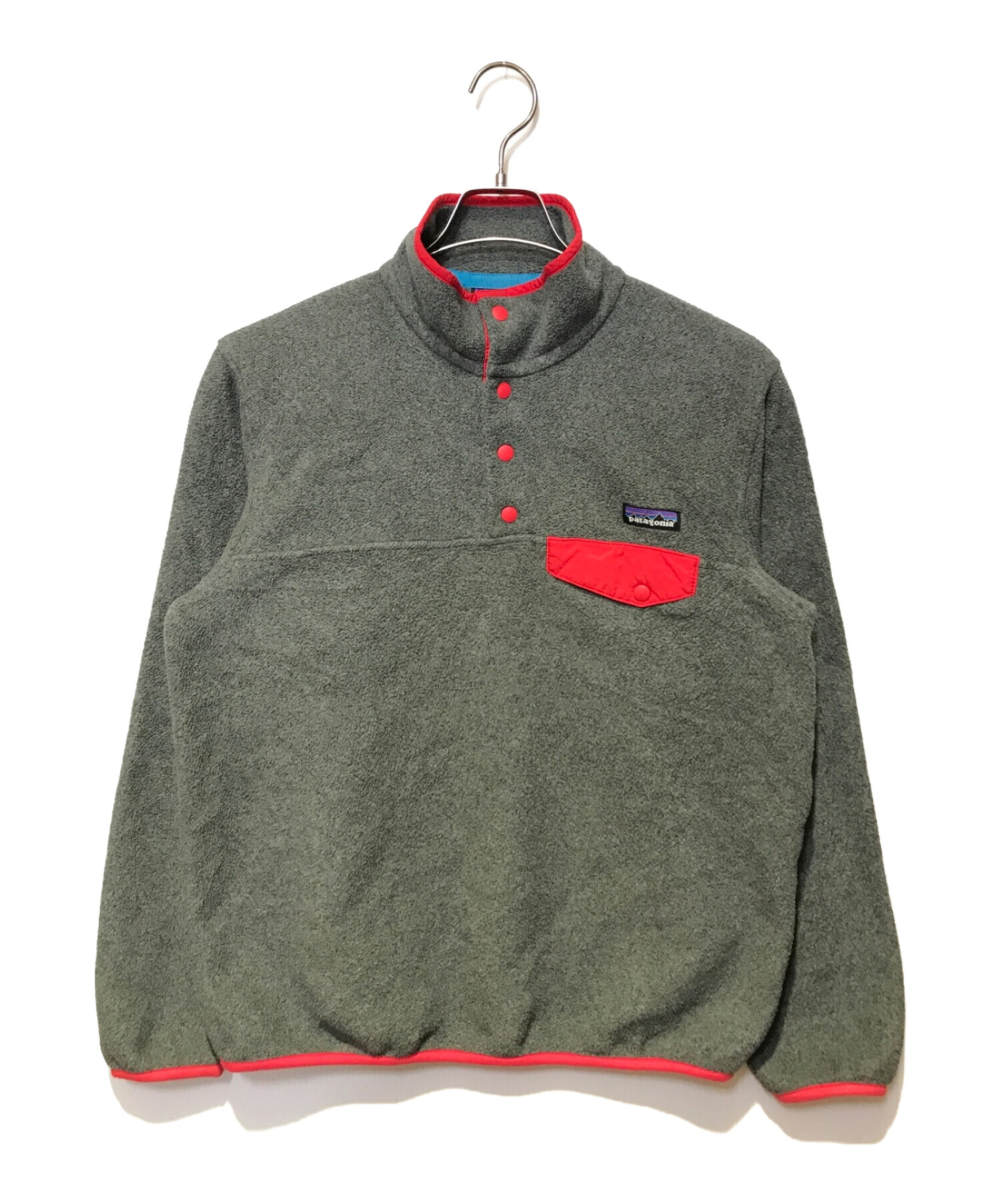 中古・古着通販】Patagonia (パタゴニア) ウィメンズ・ライトウェイト・シンチラ・スナップT・プルオーバー グレー×レッド サイズ:M｜ブランド・古着通販  トレファク公式【TREFAC FASHION】スマホサイト