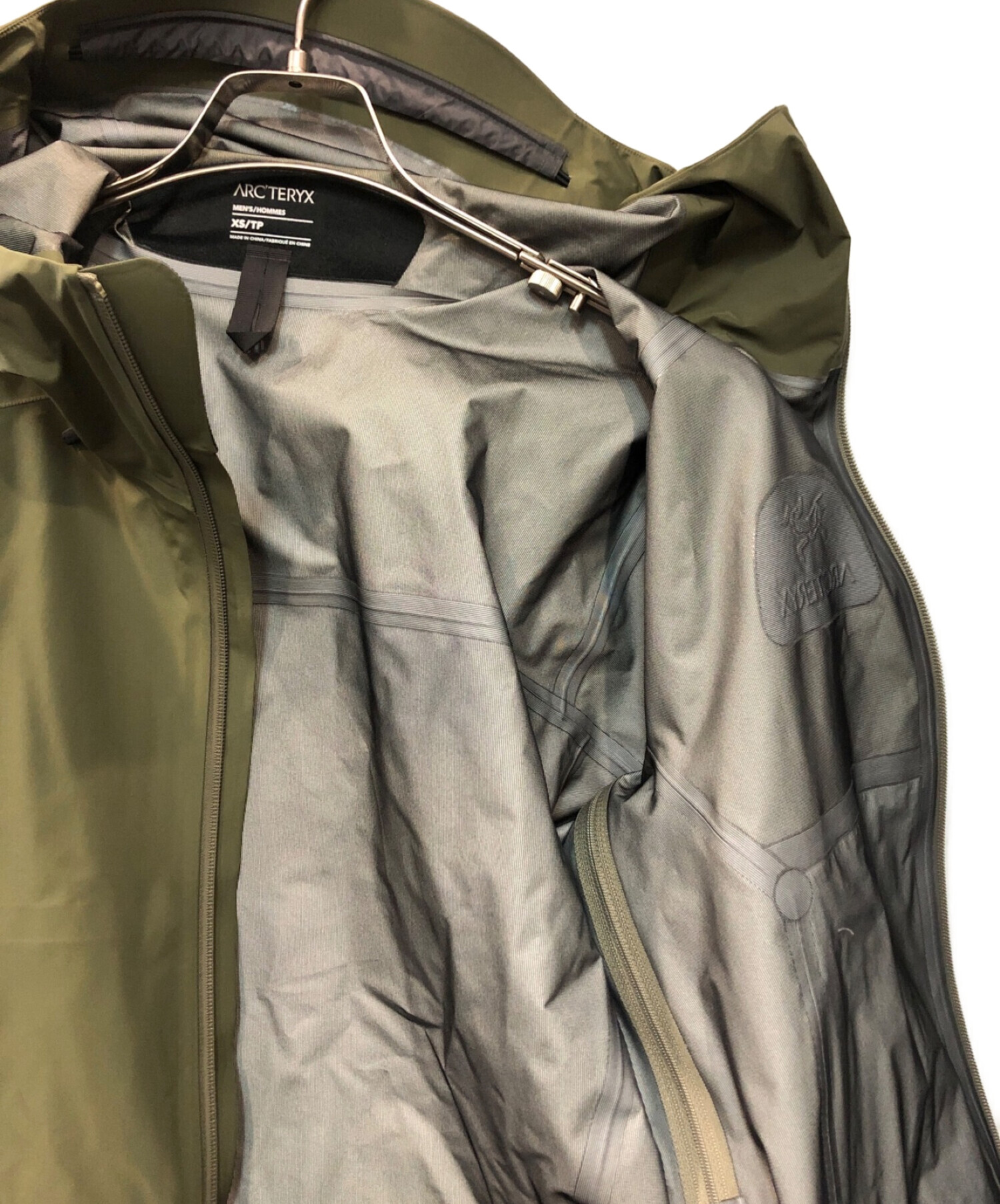 ARC'TERYX (アークテリクス) Beta LT Jacket カーキ サイズ:XS