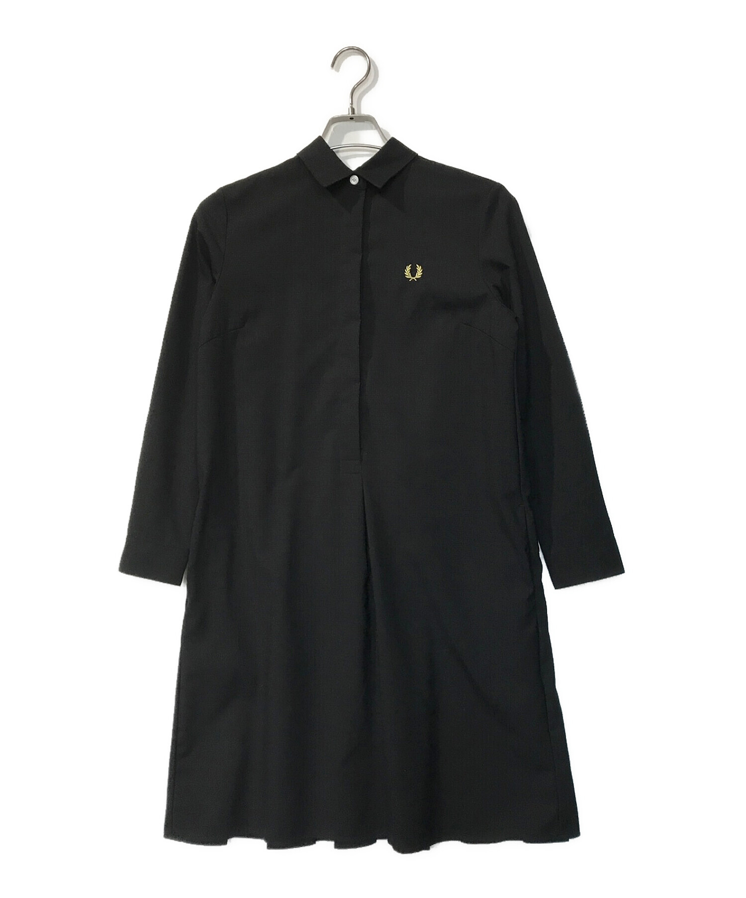 FRED PERRY (フレッドペリー) PLEATED BACK SHIRT DRESS ブラック サイズ:XS