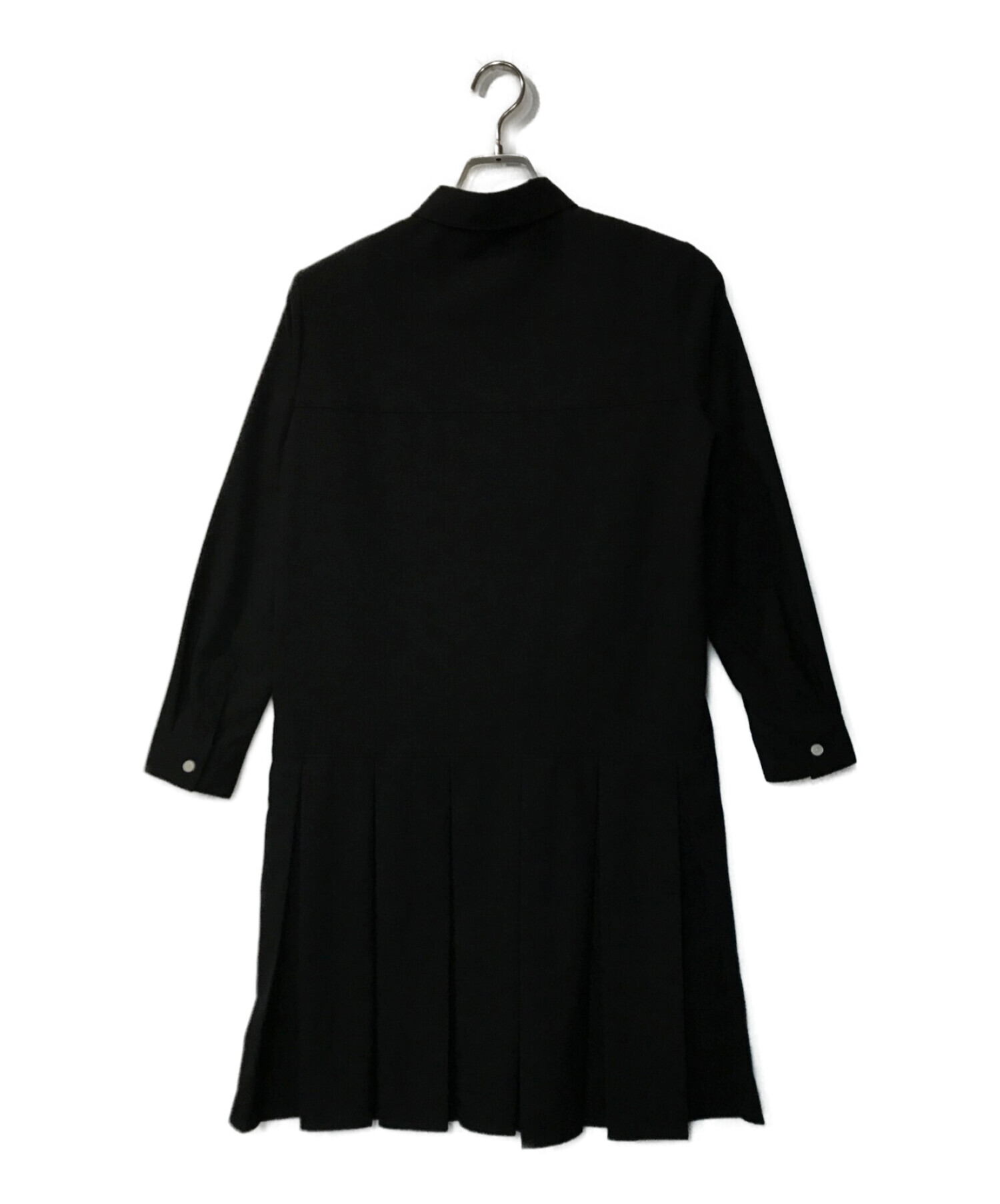 FRED PERRY (フレッドペリー) PLEATED BACK SHIRT DRESS ブラック サイズ:XS