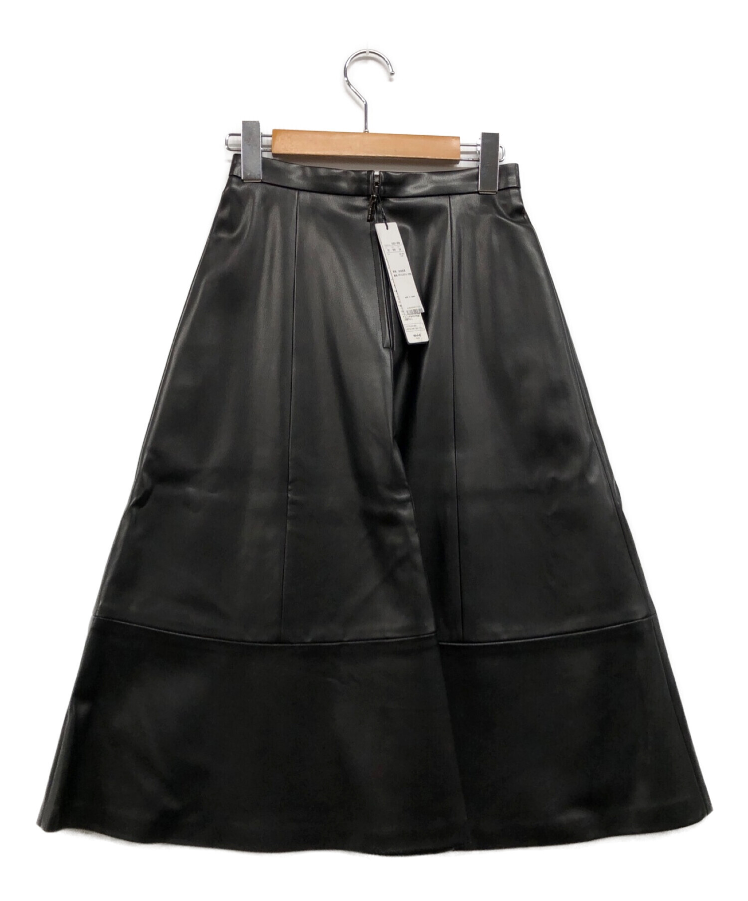 M-premierBLACK (エムプルミエブラック) フェイクレザーフレアスカート ブラック サイズ:34