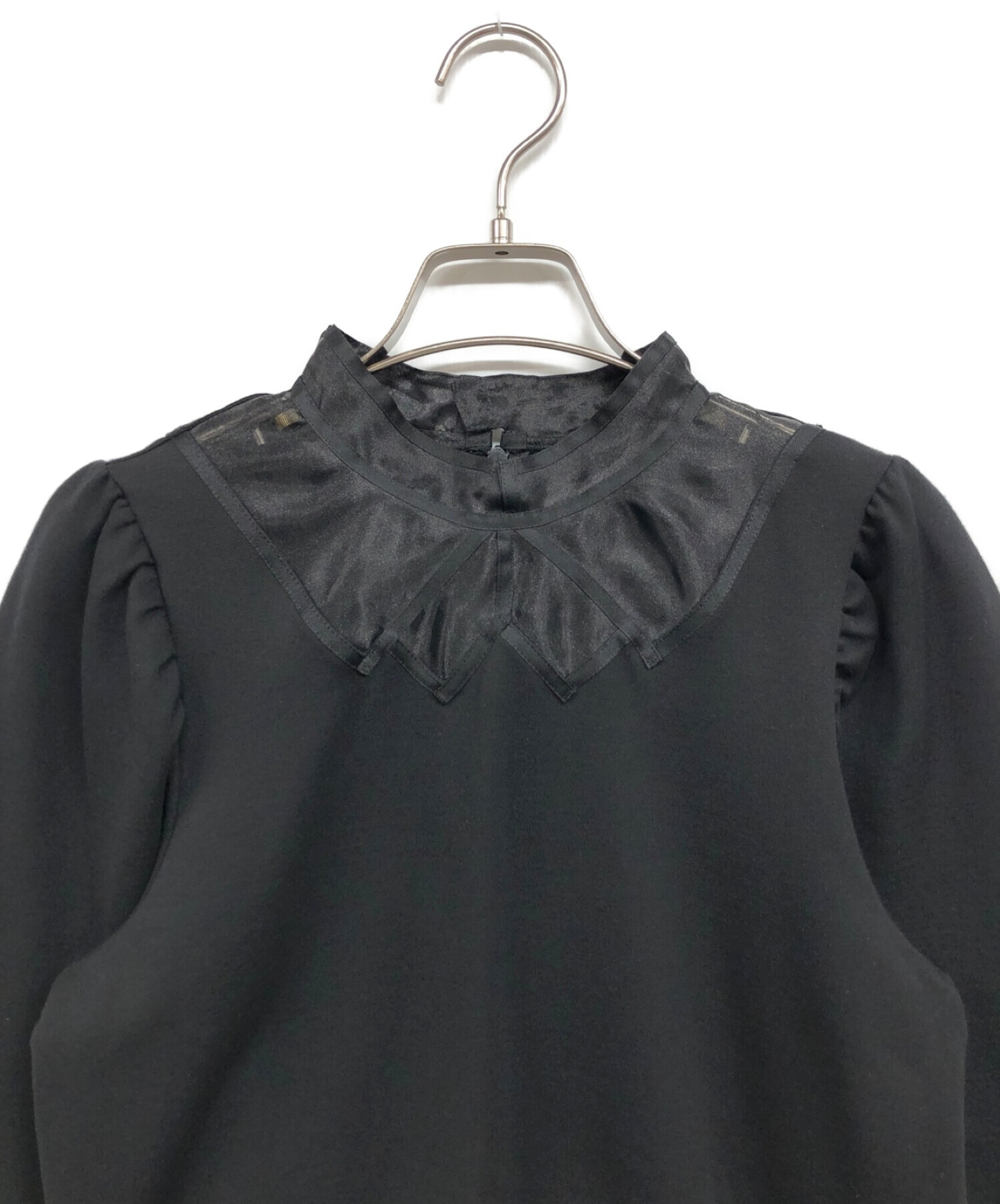 人気TOP CUT OUT SHEER COLLAR TOP グレージュ | www.visionavenues.com